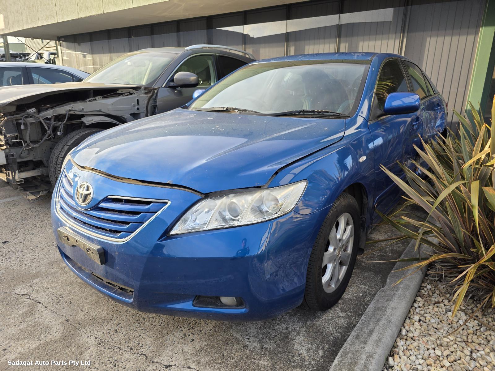 Toyota Camry Left Door Mirror