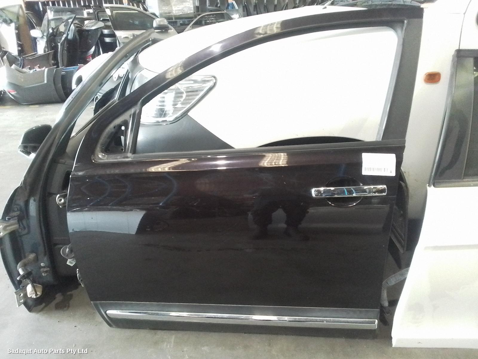 Nissan Dualis Left Front Door