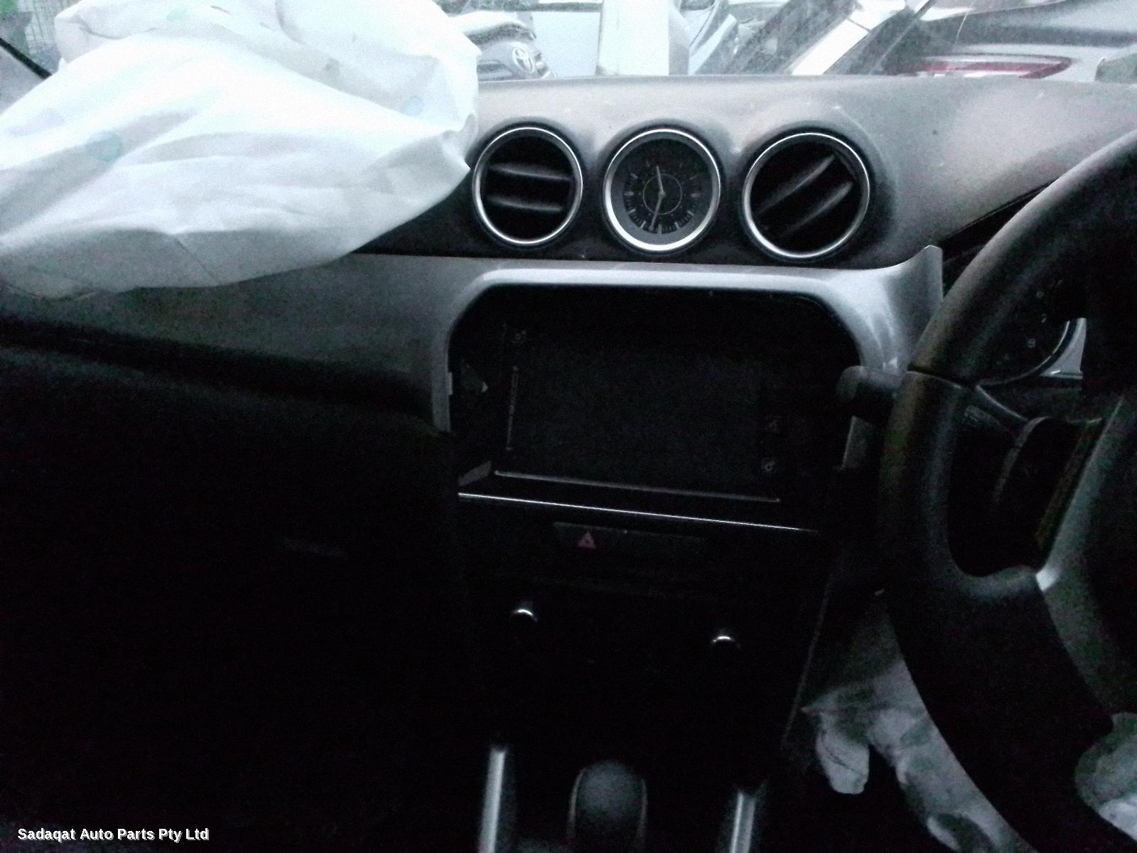 Suzuki Vitara Left Door Mirror