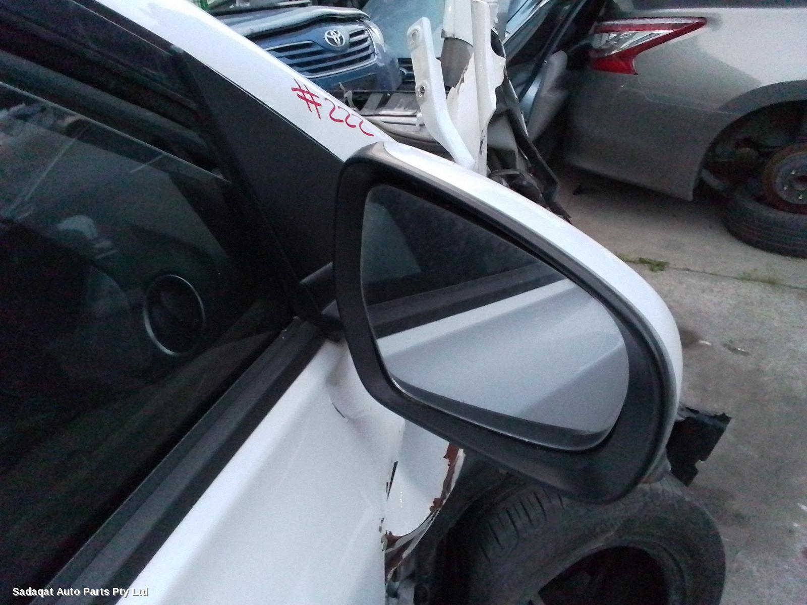 Suzuki Vitara Left Door Mirror
