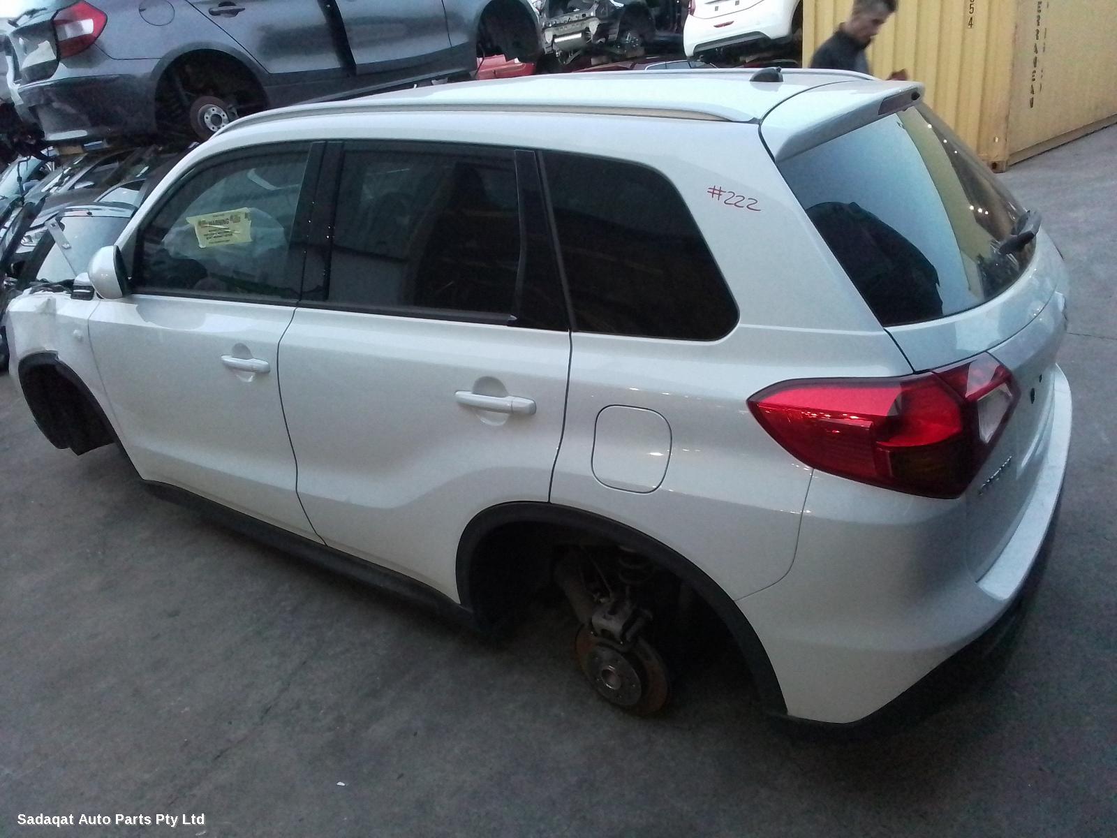 Suzuki Vitara Left Door Mirror