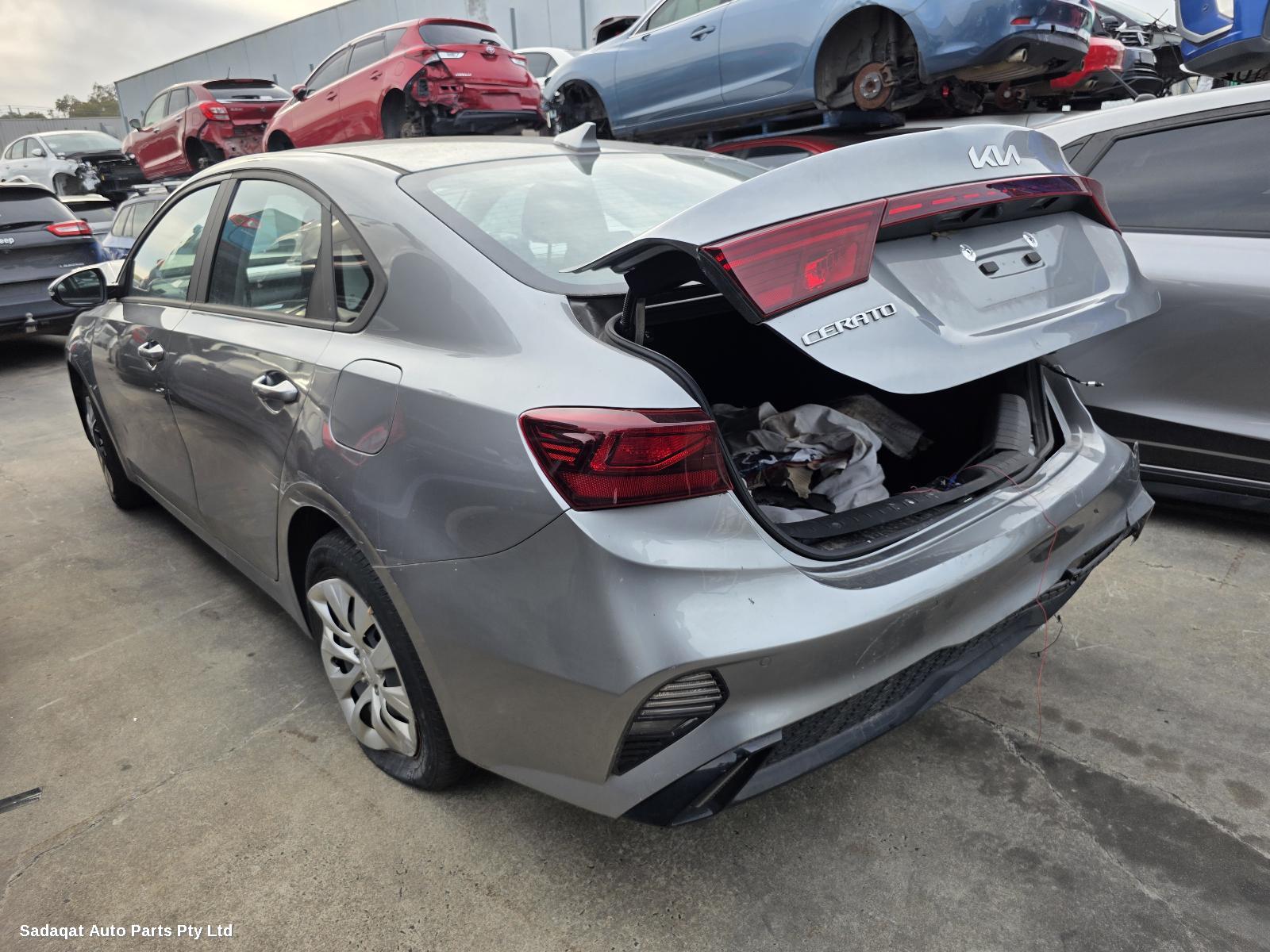 Kia Cerato Right Door Mirror