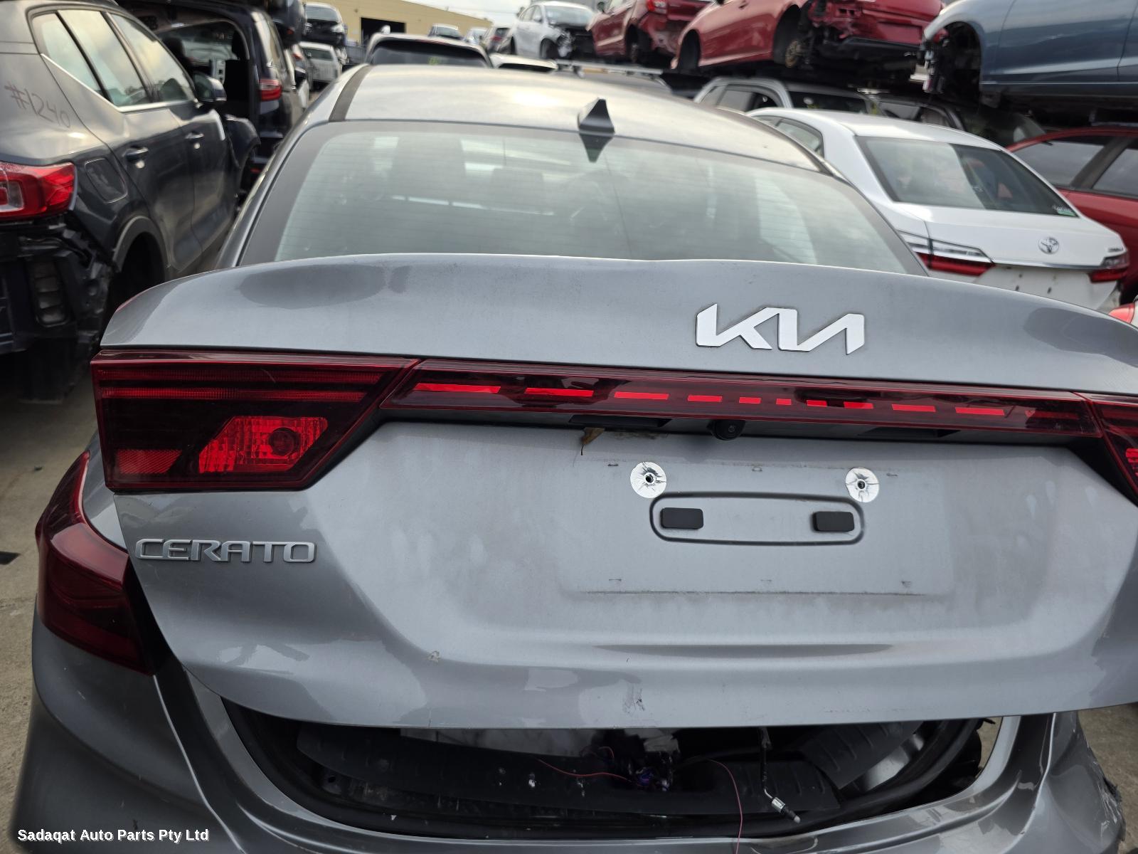 Kia Cerato Right Door Mirror