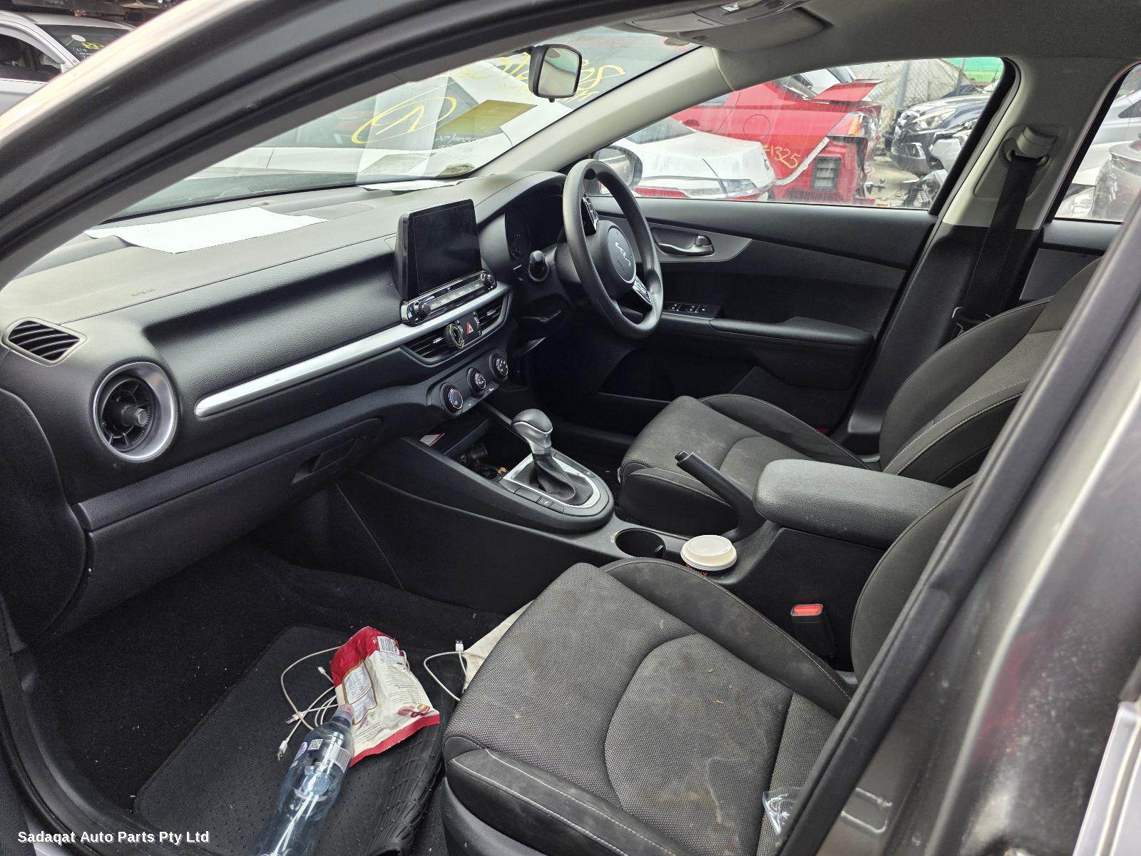 Kia Cerato Right Door Mirror