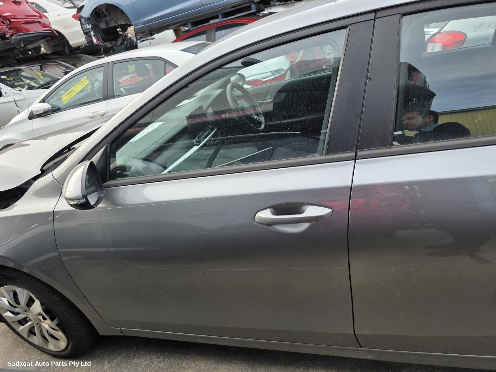 Kia Cerato Right Door Mirror