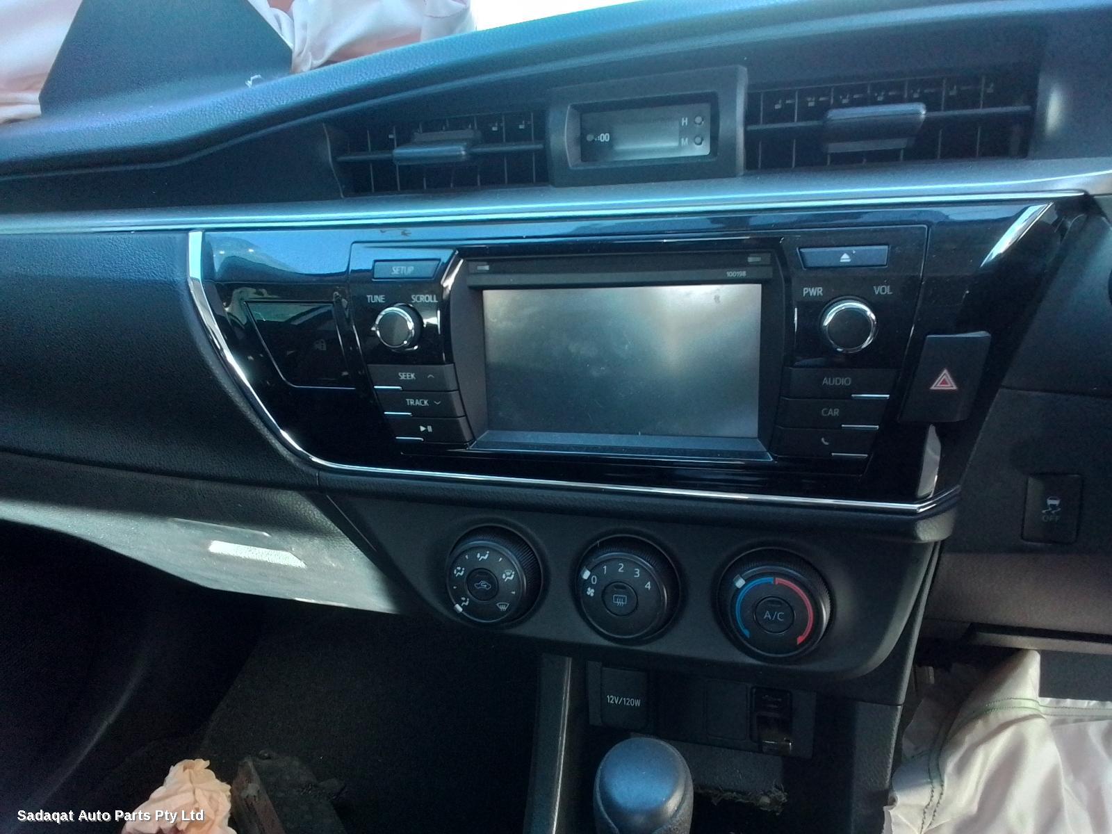 Toyota Corolla Left Taillight