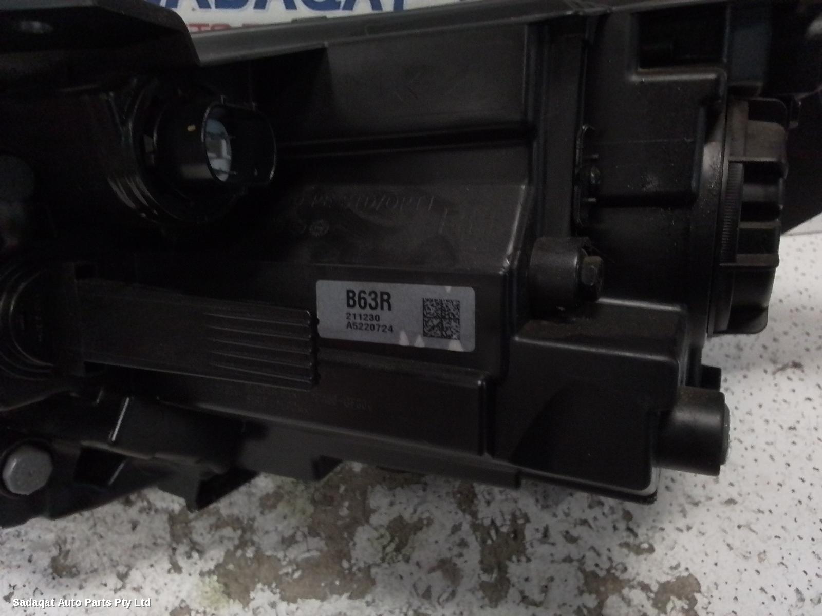 Kia Cerato Right Headlamp