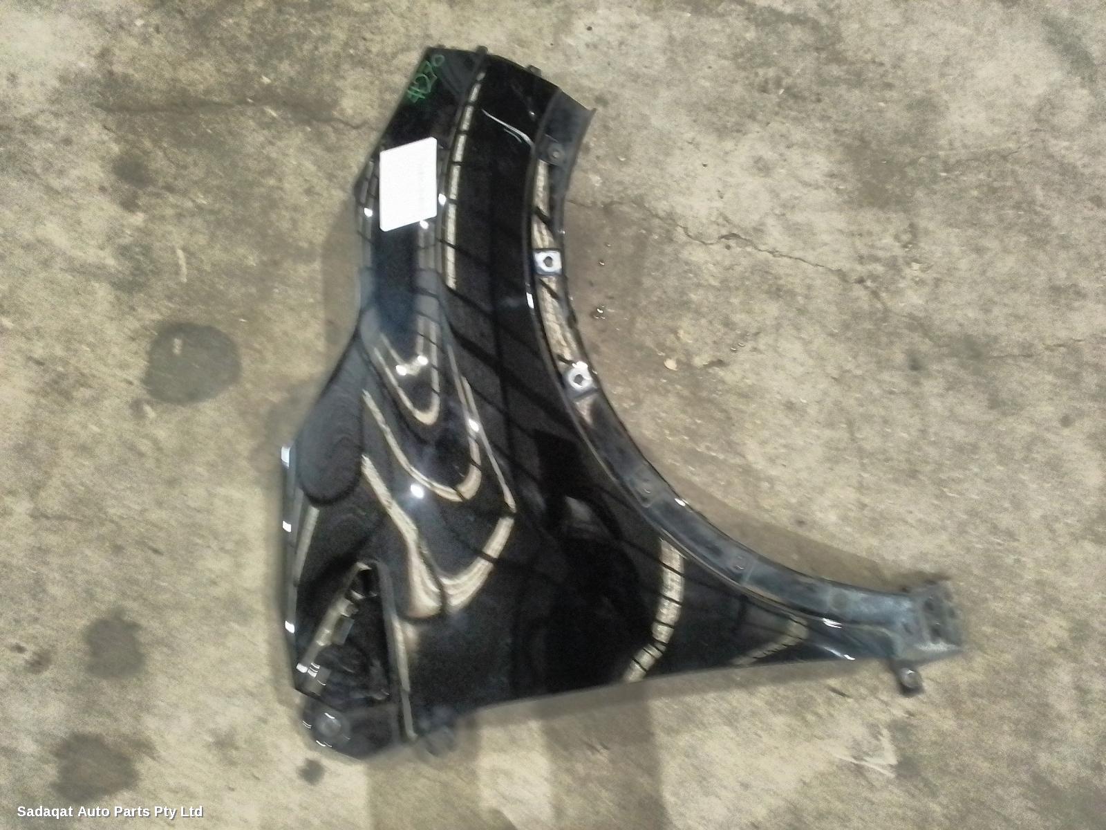 Renault Captur Right Guard