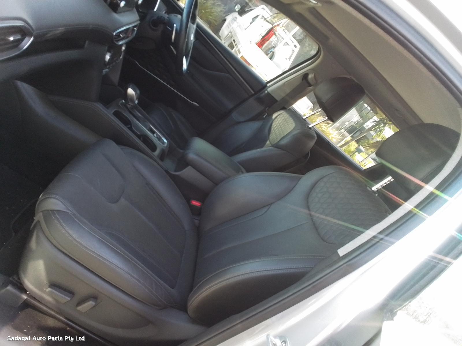 Hyundai Santa Fe 3rd Seat