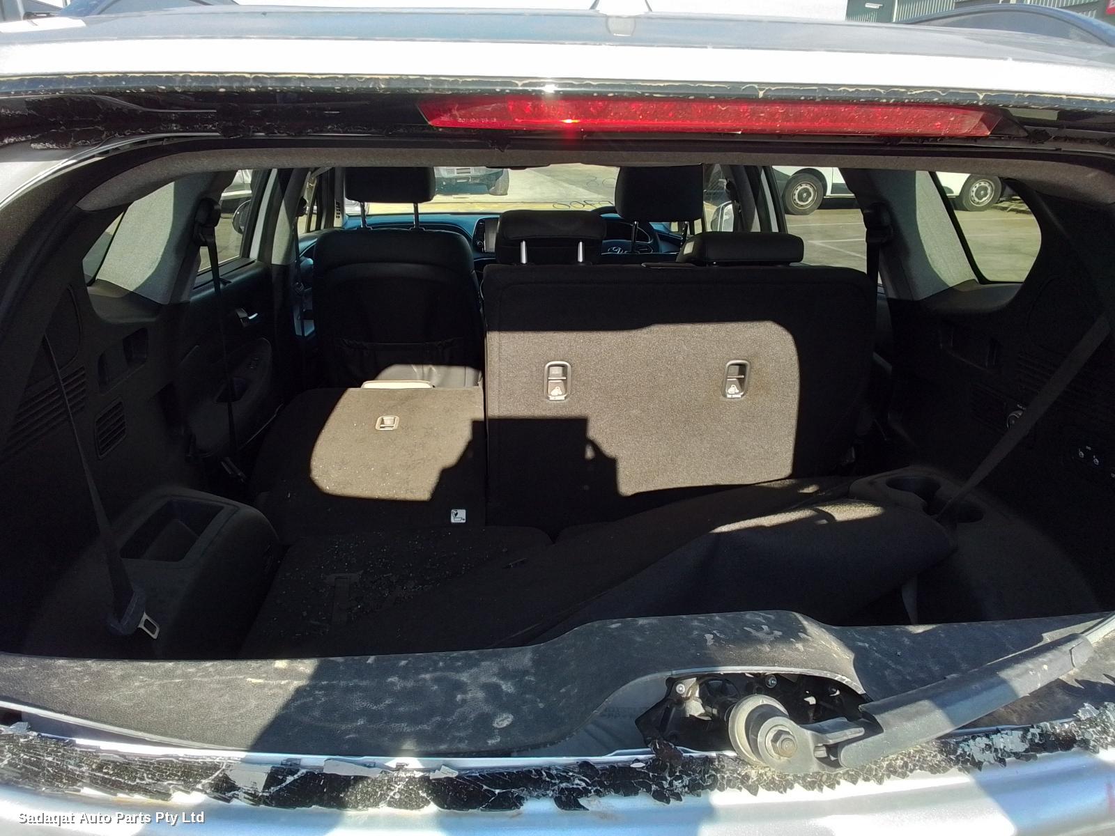 Hyundai Santa Fe 3rd Seat