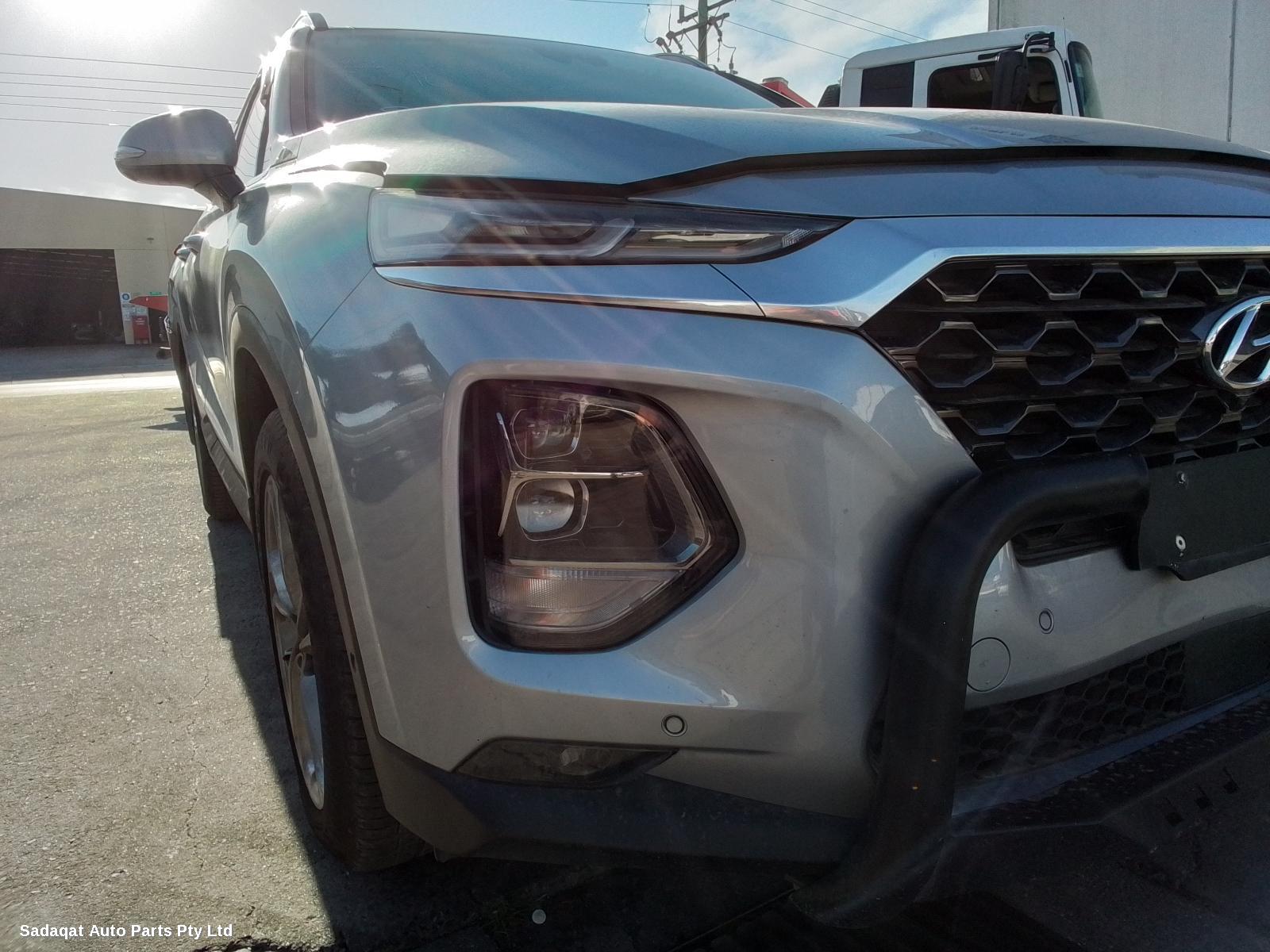 Hyundai Santa Fe 3rd Seat