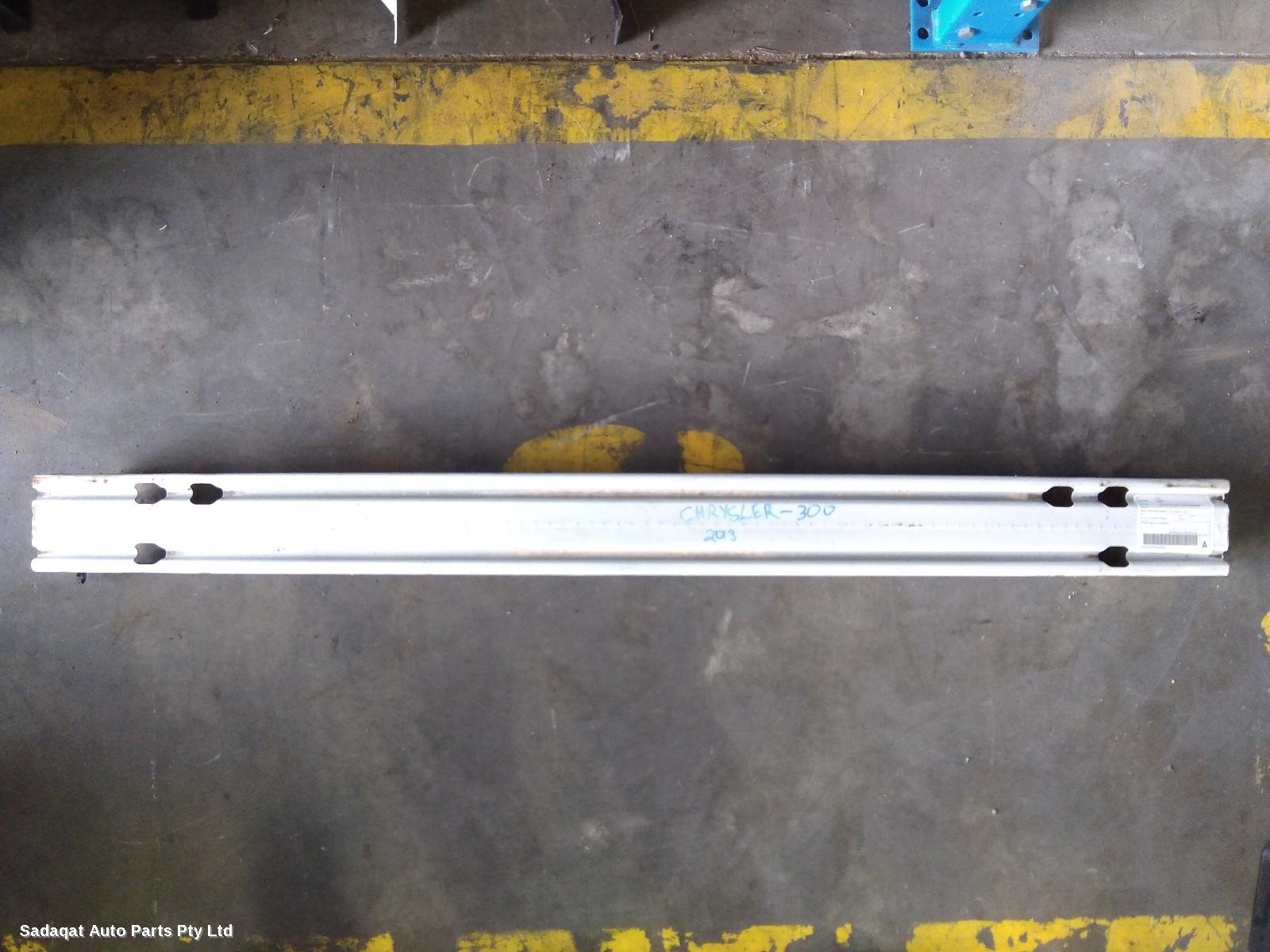 Chrysler 300c F/bar Reinforc/brack