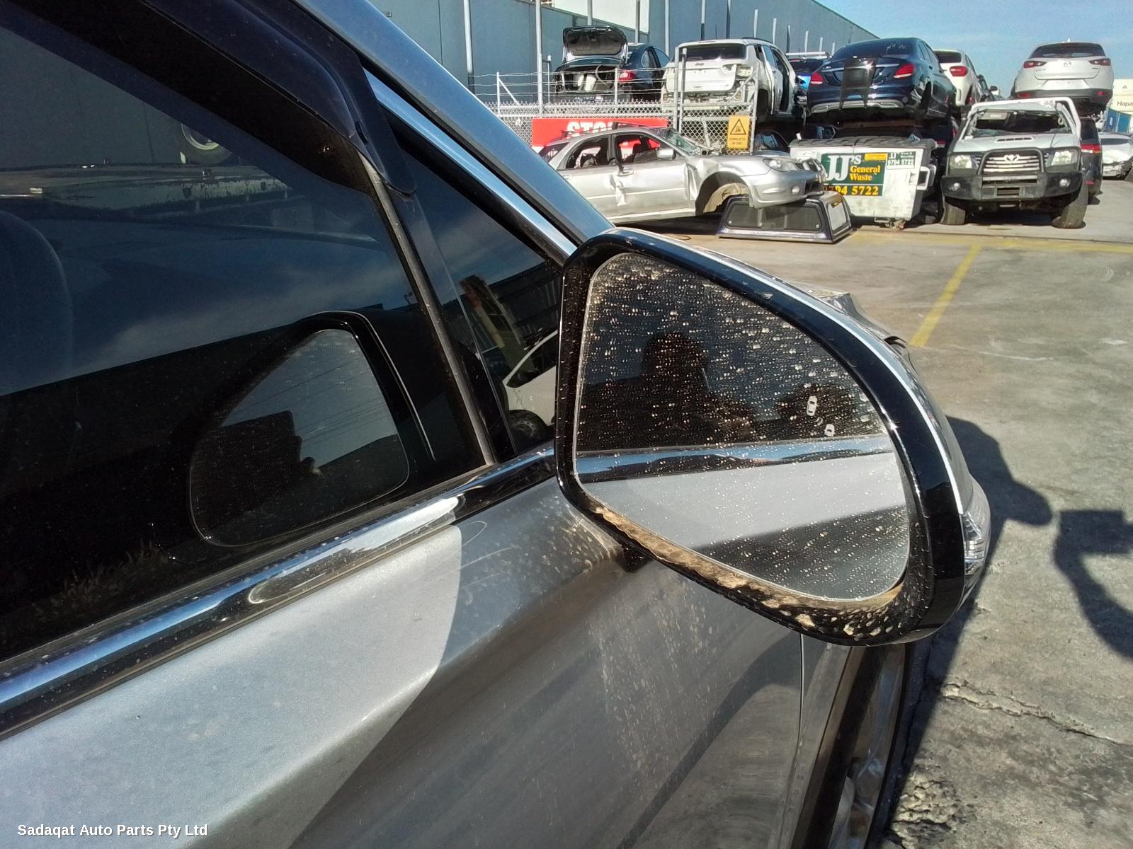 Hyundai Santa Fe 3rd Seat