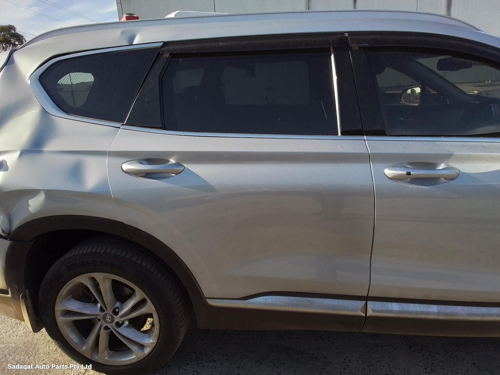 Hyundai Santa Fe 3rd Seat