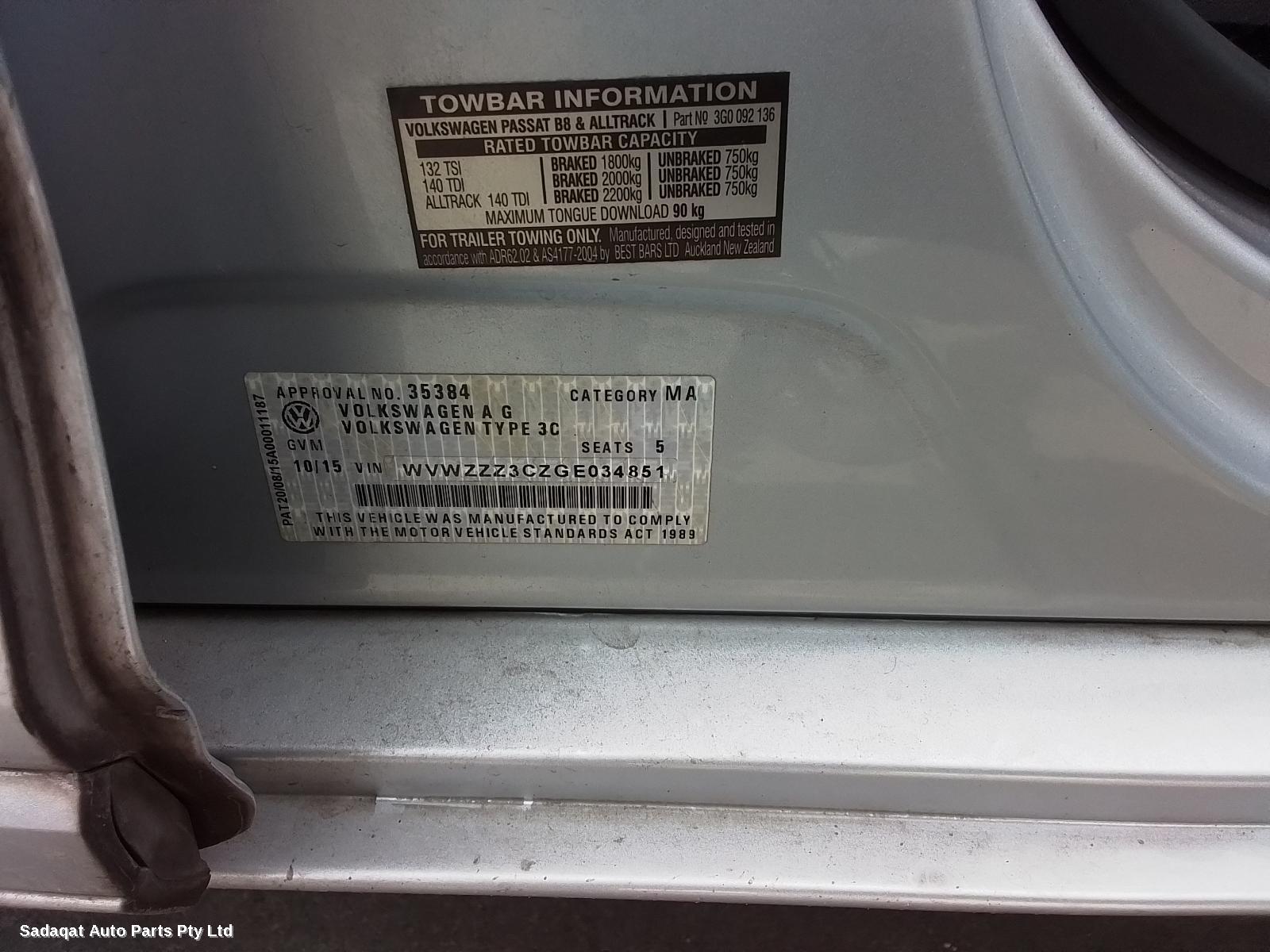 Volkswagen Passat Hatch Strut