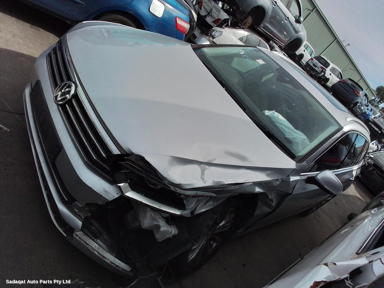 Volkswagen Passat Hatch Strut