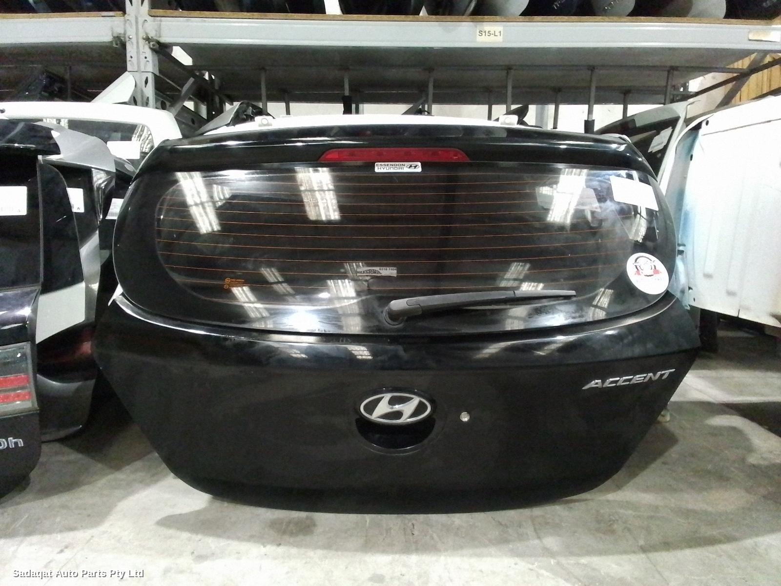 Hyundai Accent Bootlid/tailgate