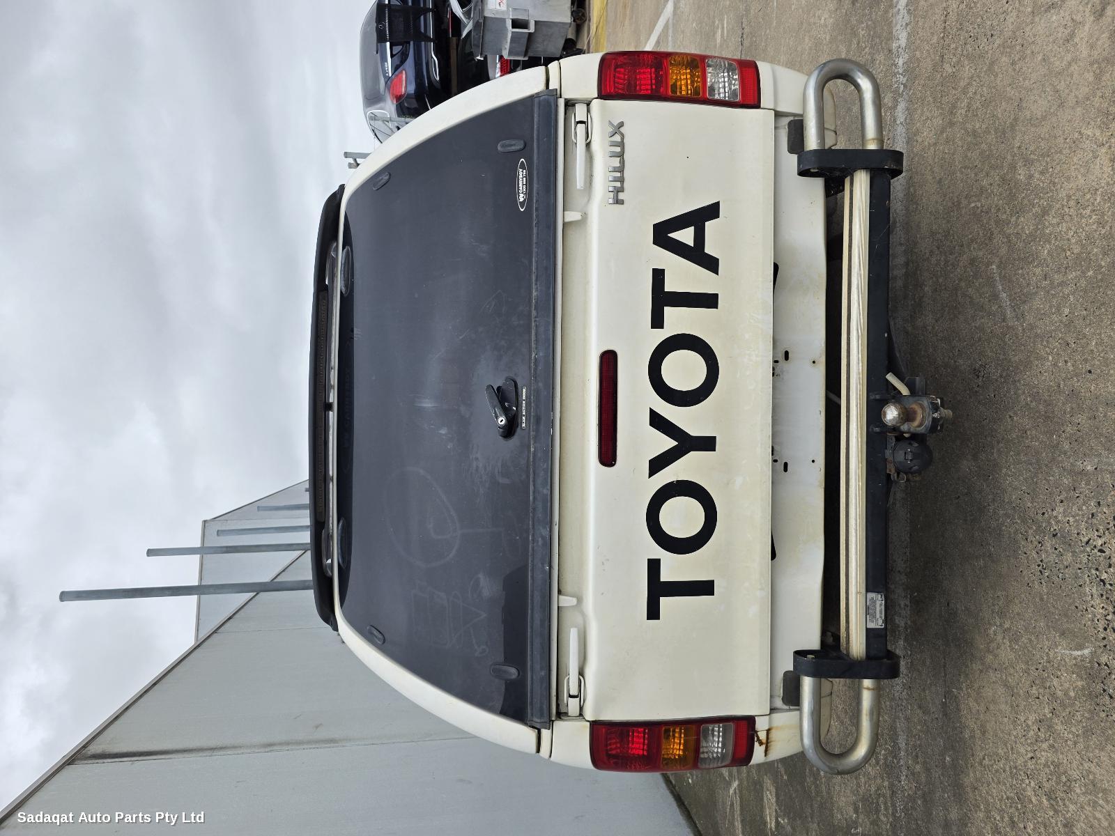 Toyota Hilux Left Taillight