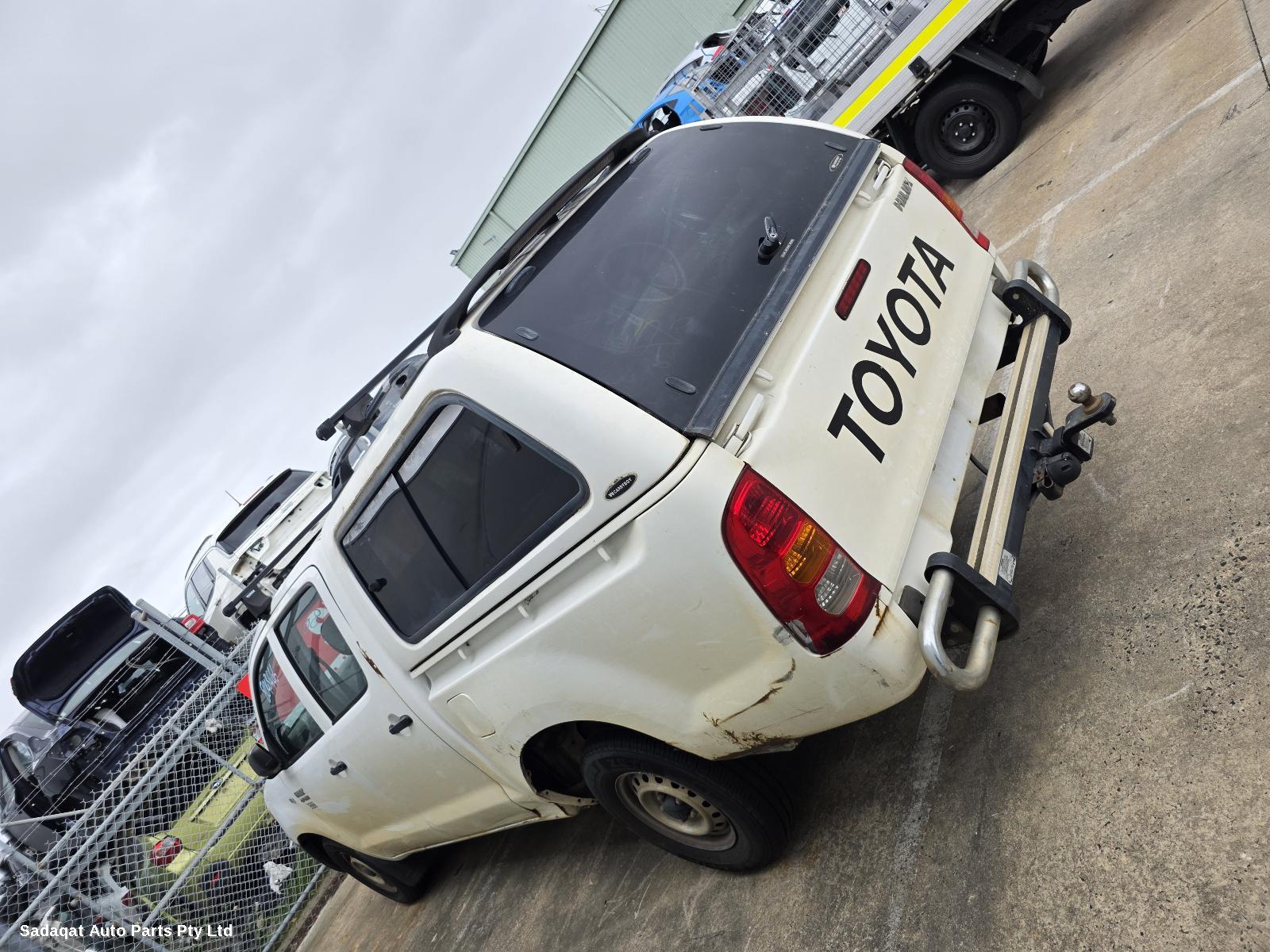 Toyota Hilux Left Taillight