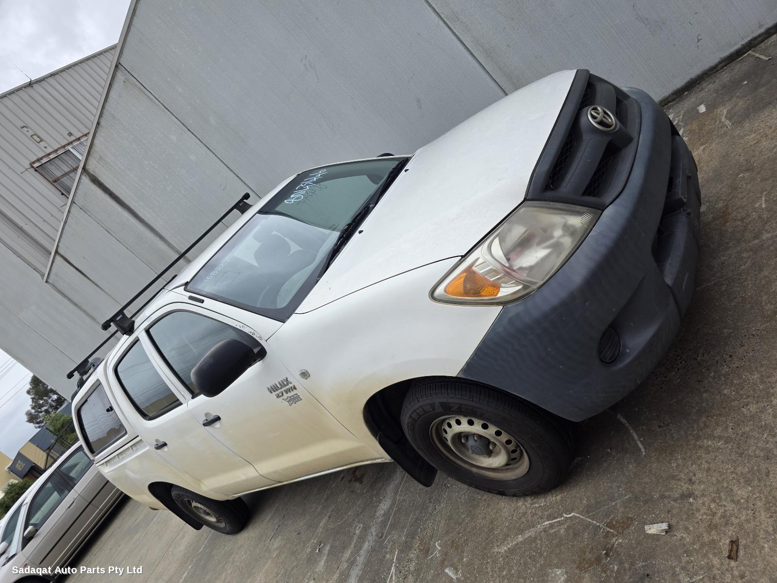 Toyota Hilux Left Taillight