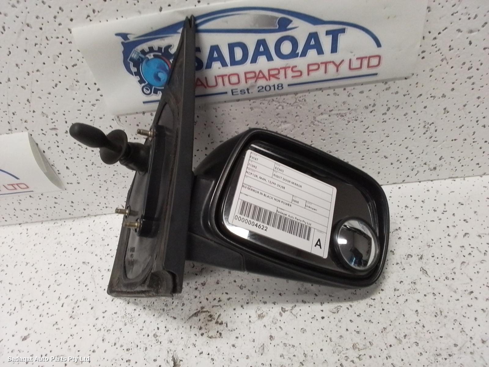 Toyota Echo Right Door Mirror