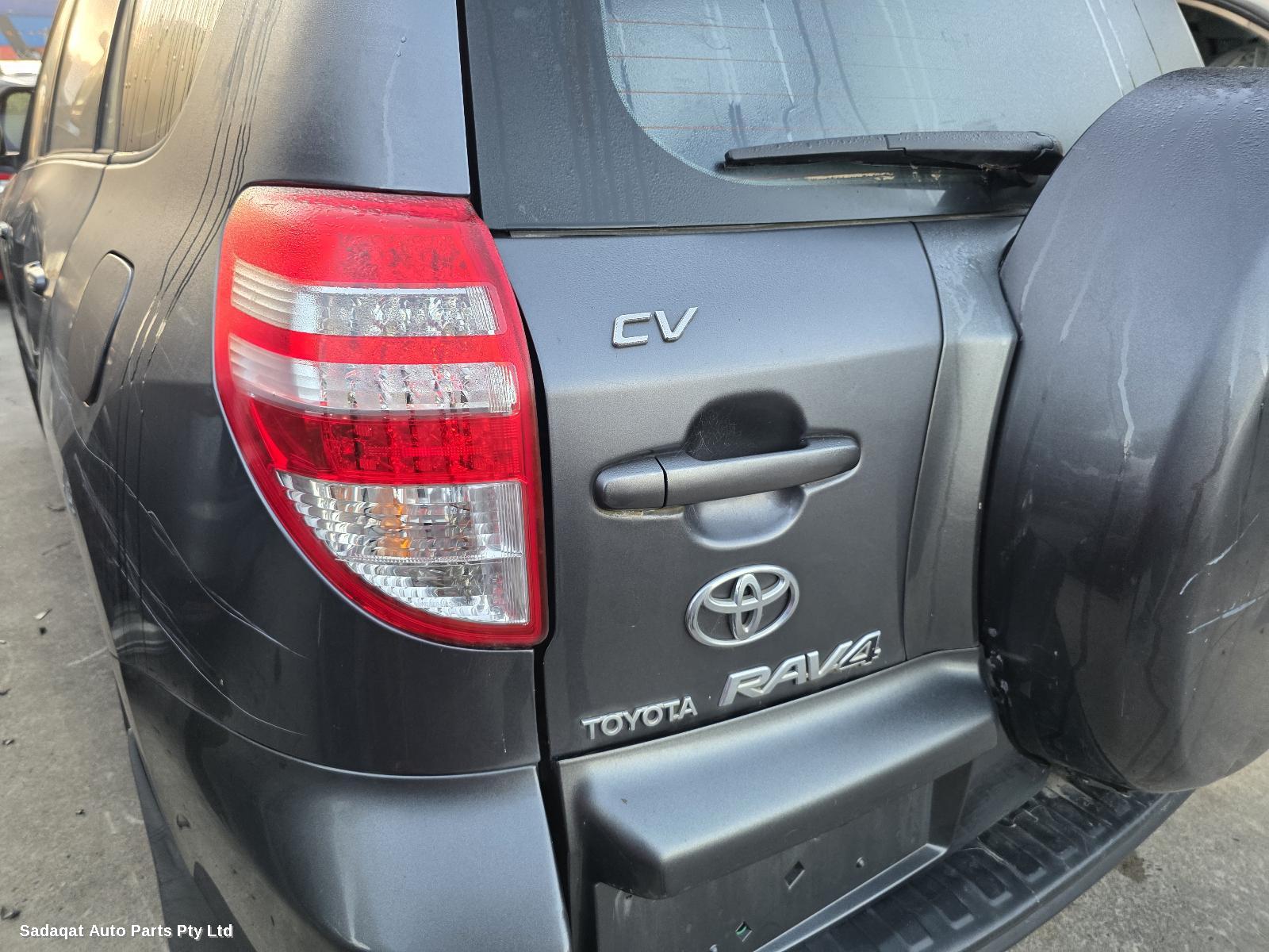 Toyota Rav4 Left Taillight