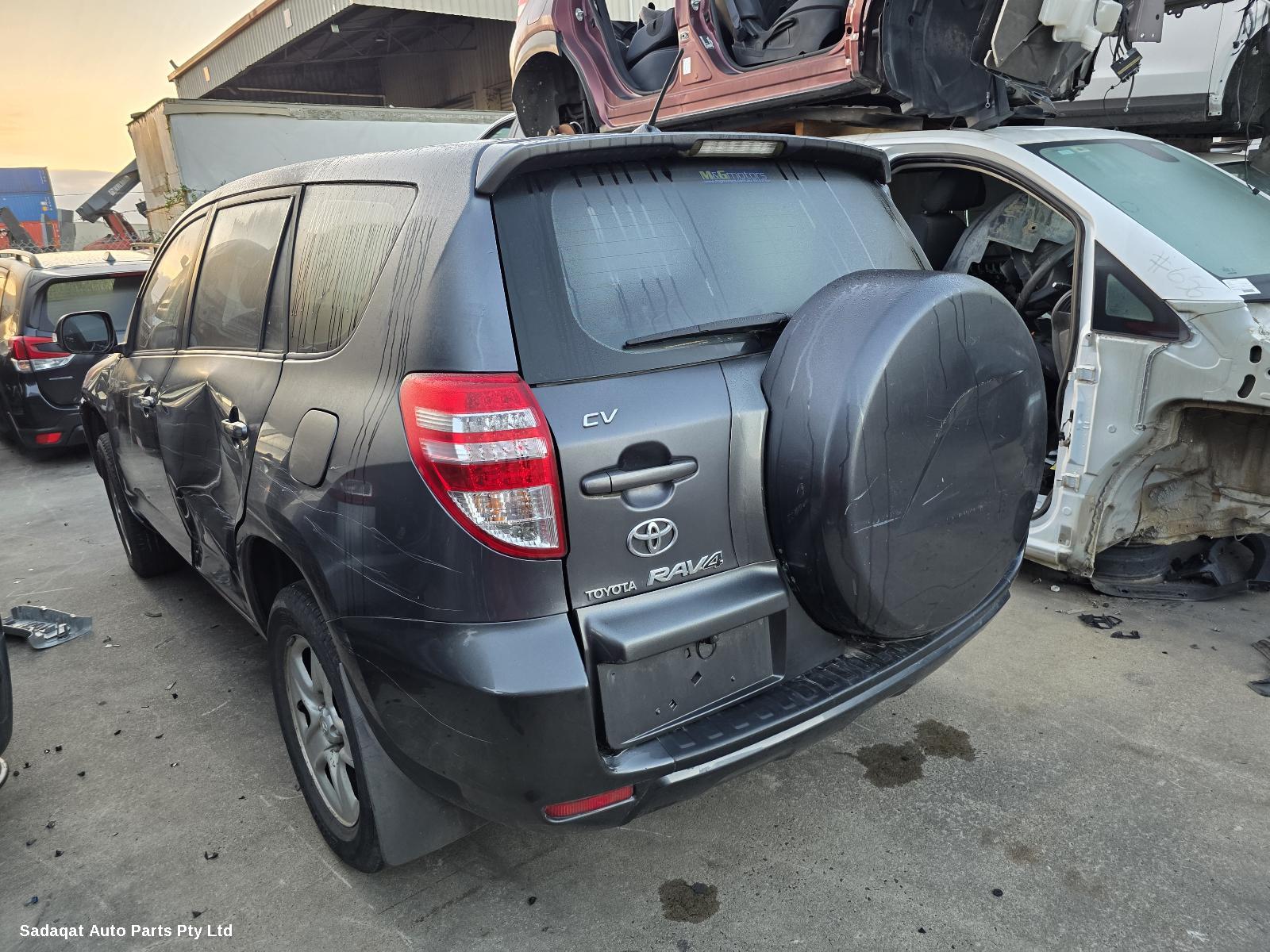 Toyota Rav4 Left Taillight