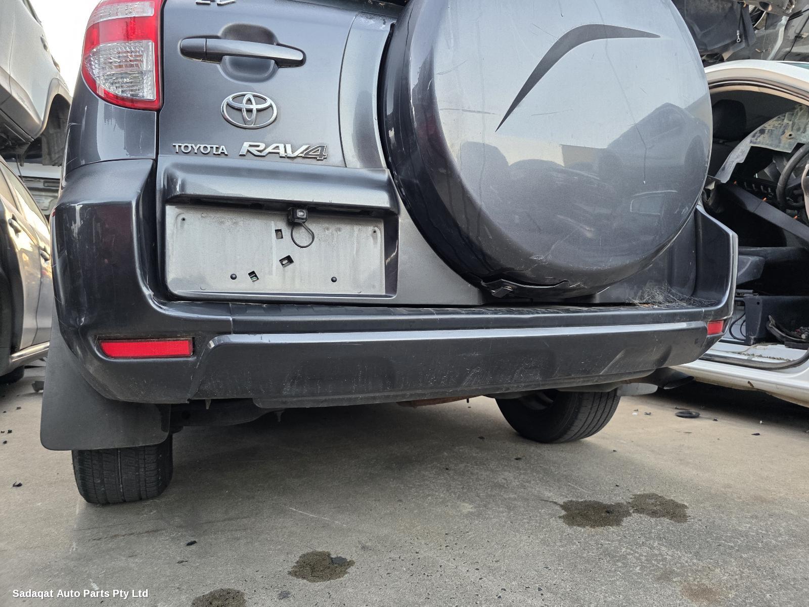 Toyota Rav4 Left Taillight