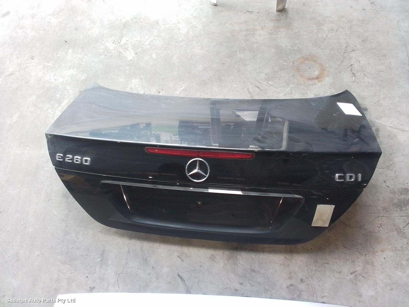 Mercedes E Class Bootlid/tailgate
