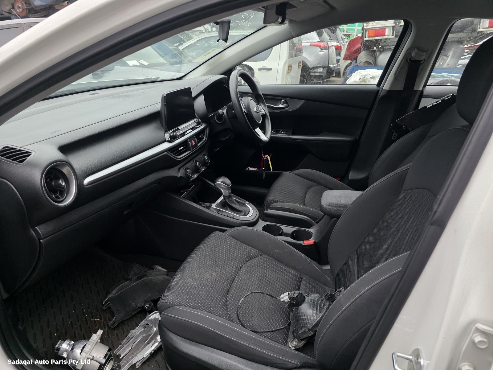 Kia Cerato Right Door Mirror