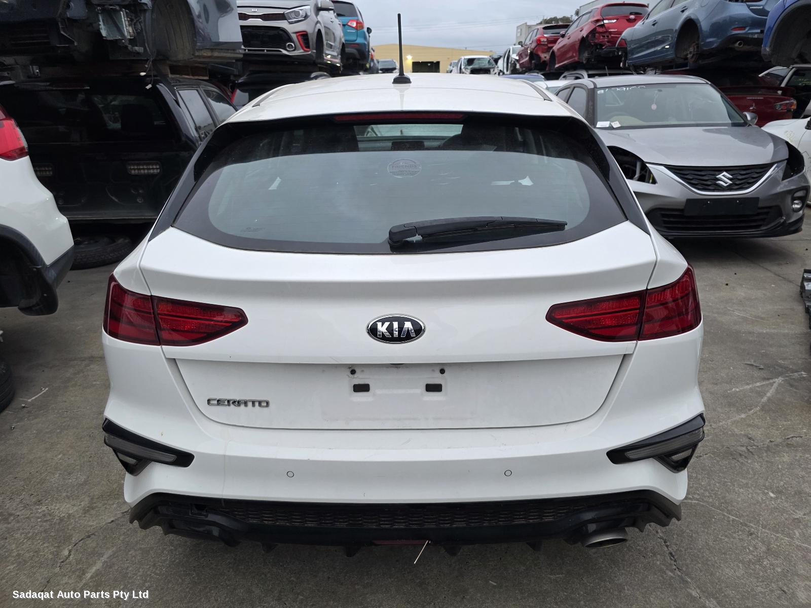 Kia Cerato Right Door Mirror