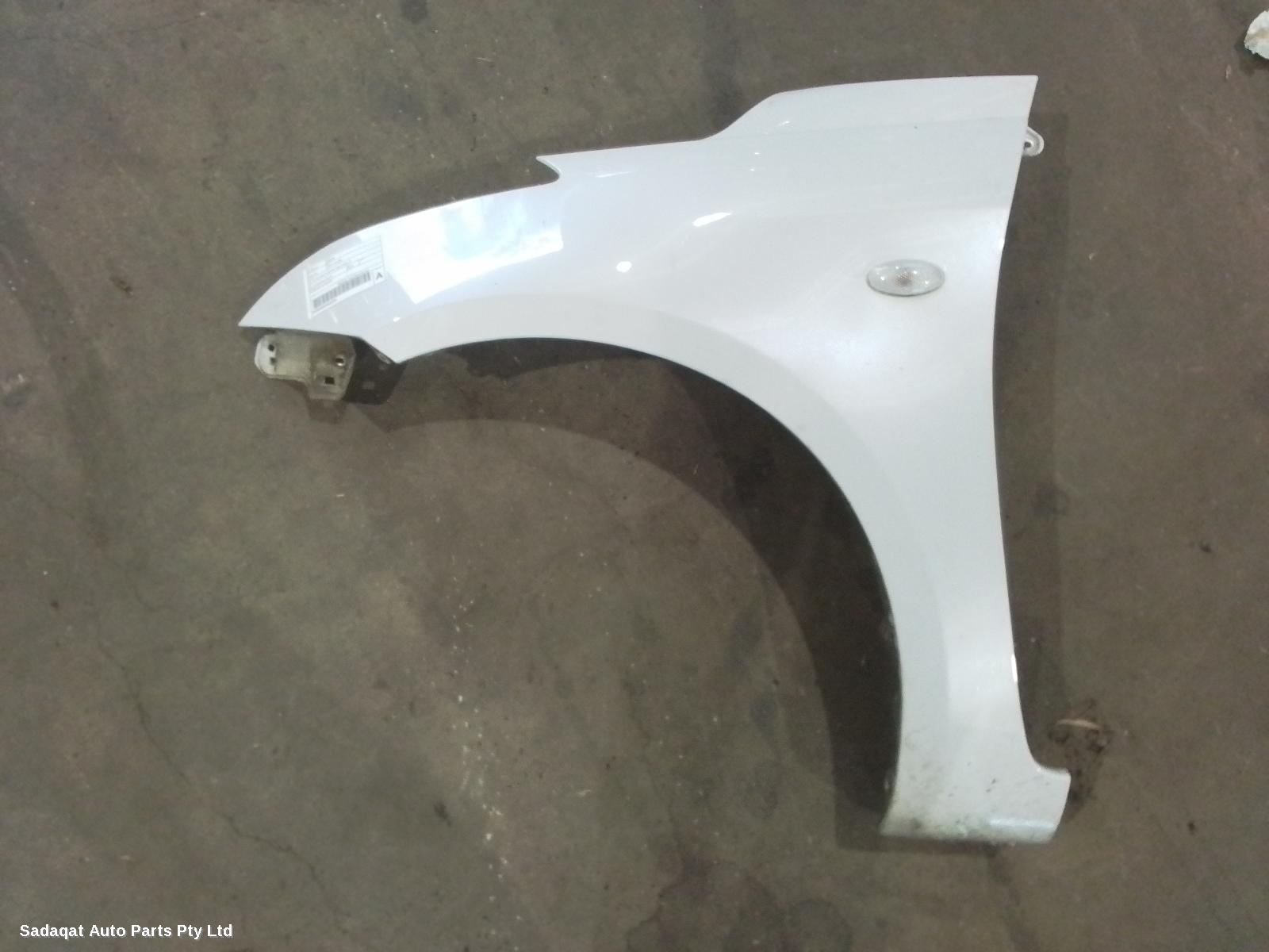 Suzuki Swift Left Guard