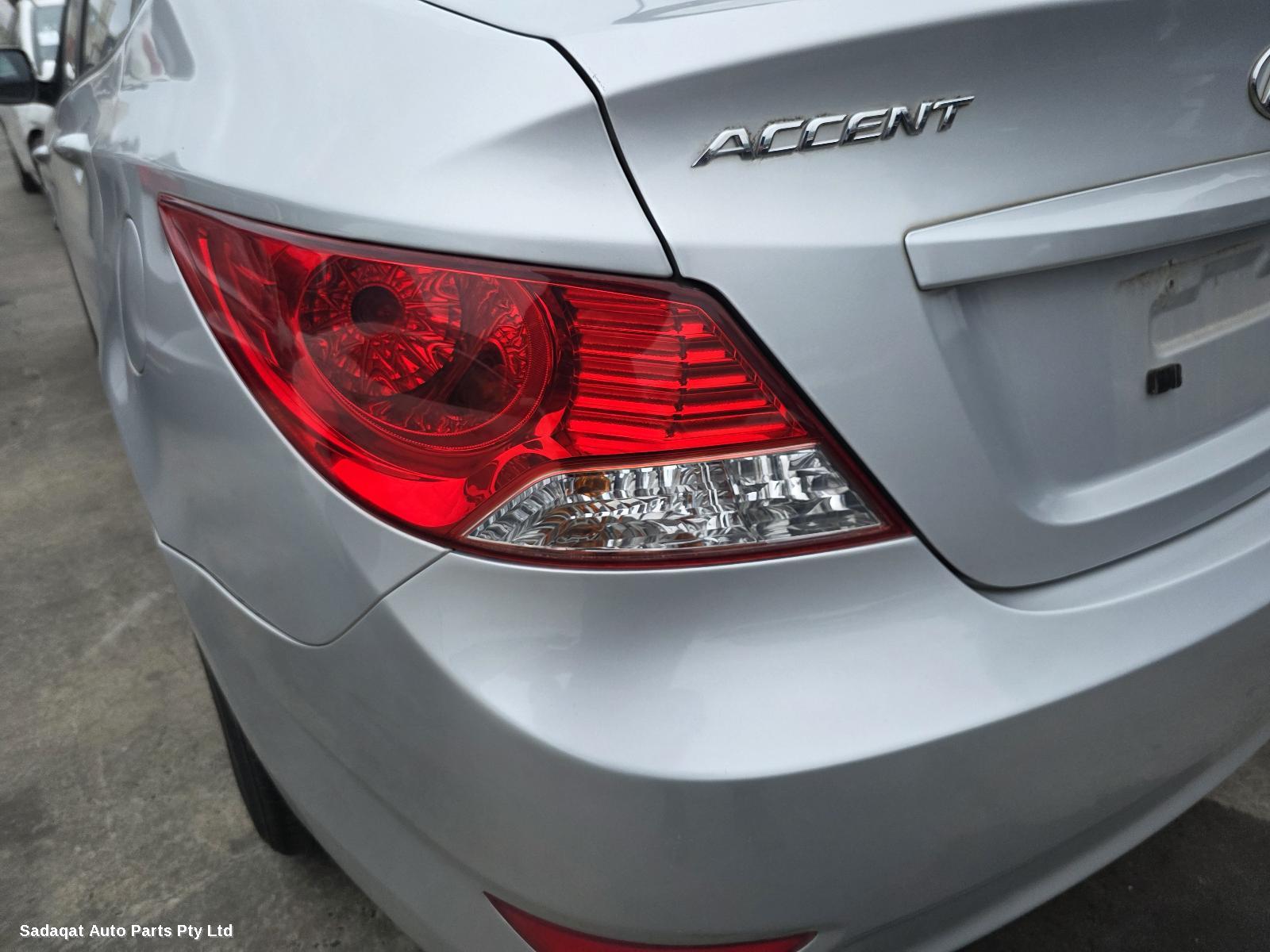 Hyundai Accent Left Guard