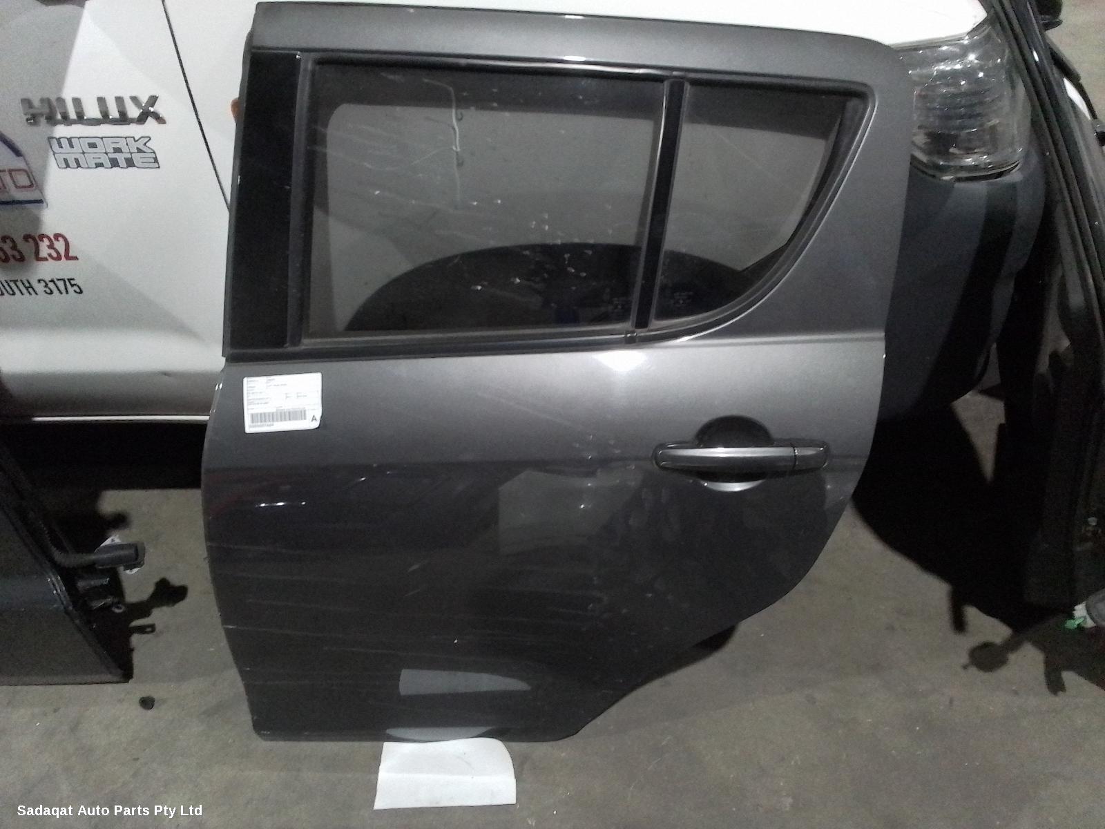 Suzuki Swift Left Rear Door/sliding