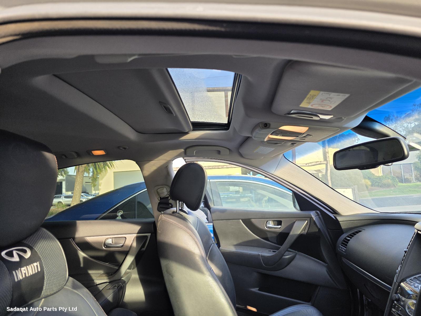 Infiniti Qx70 Bonnet Lock/support