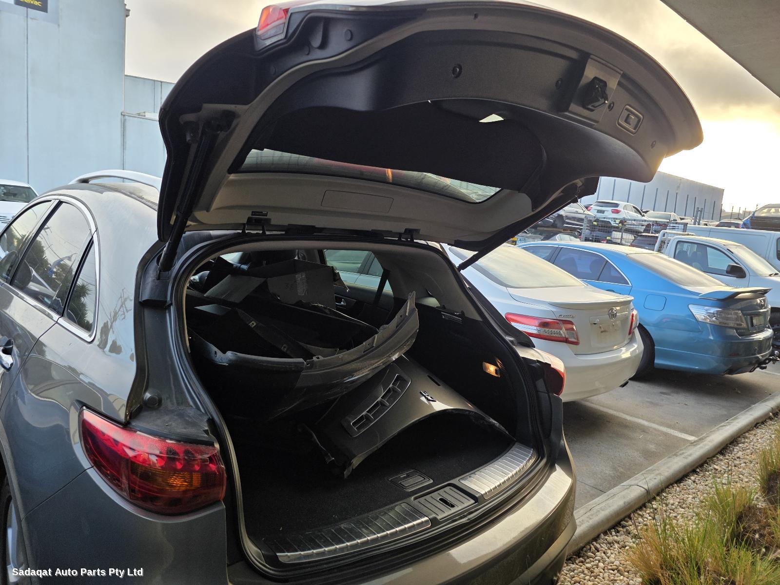 Infiniti Qx70 Bonnet Lock/support