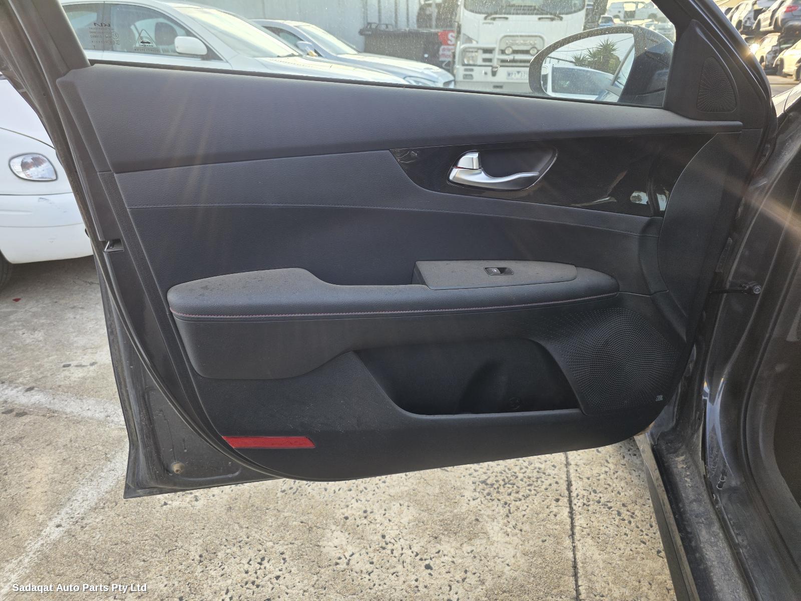 Kia Cerato Left Front Door Window