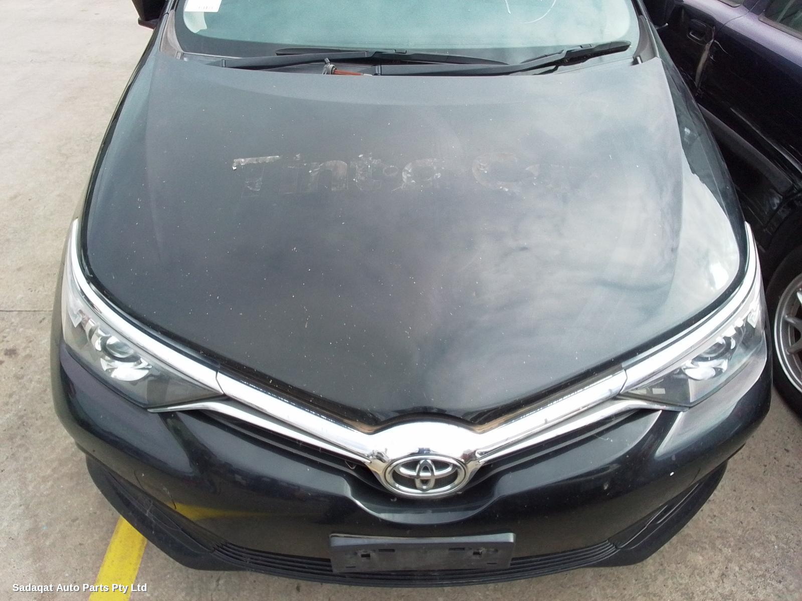 Toyota Corolla Right Headlamp