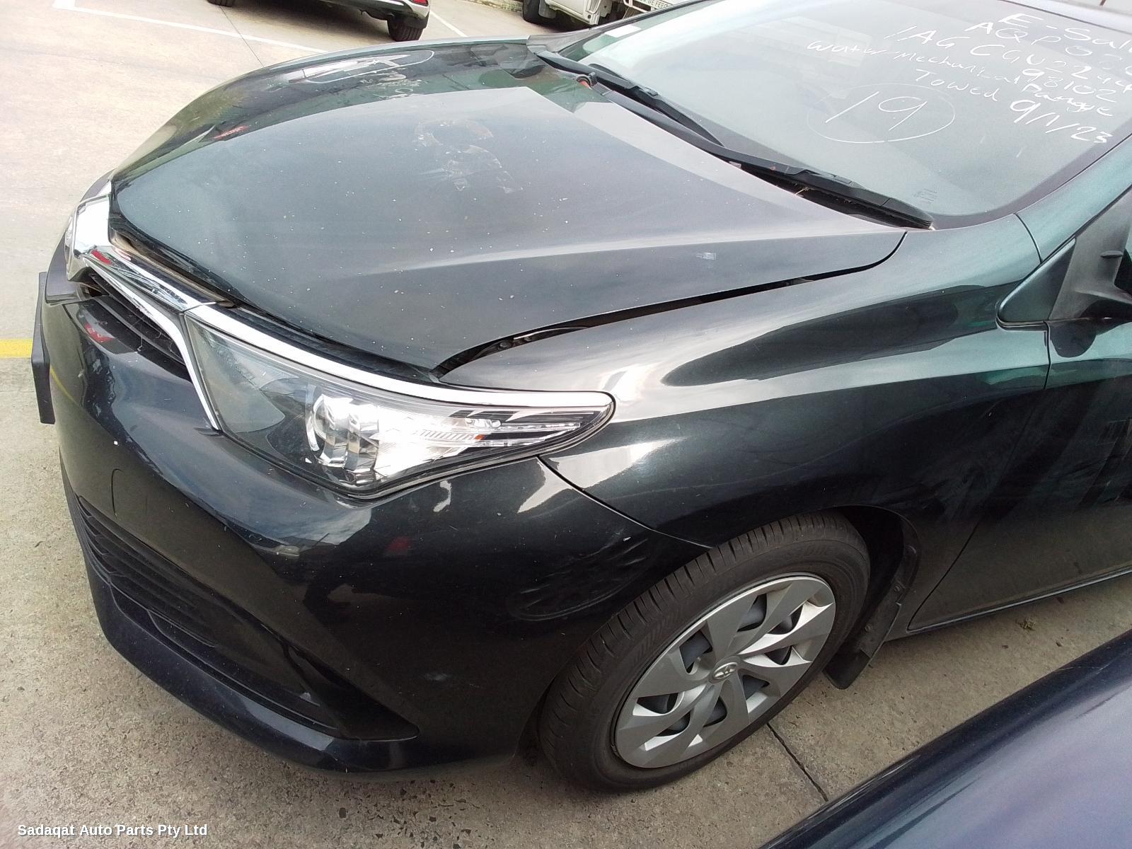 Toyota Corolla Right Headlamp