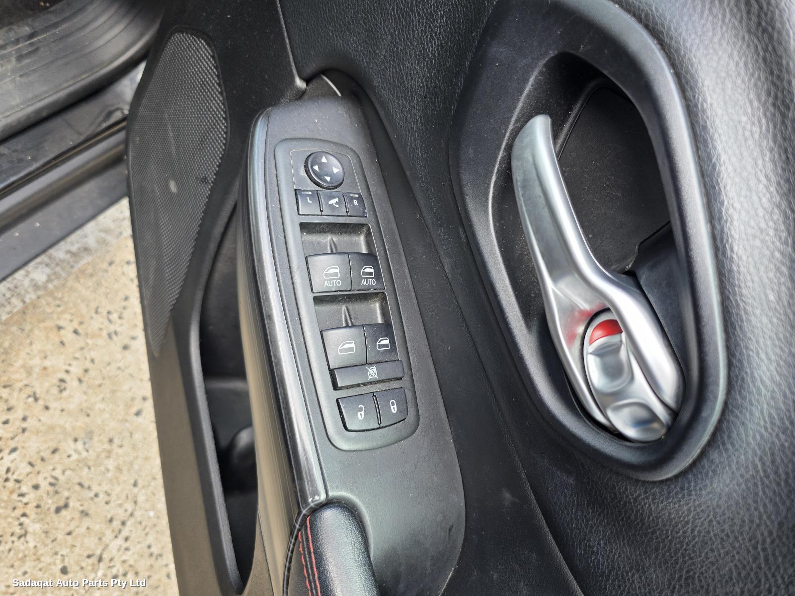 Jeep Cherokee Hoodlining