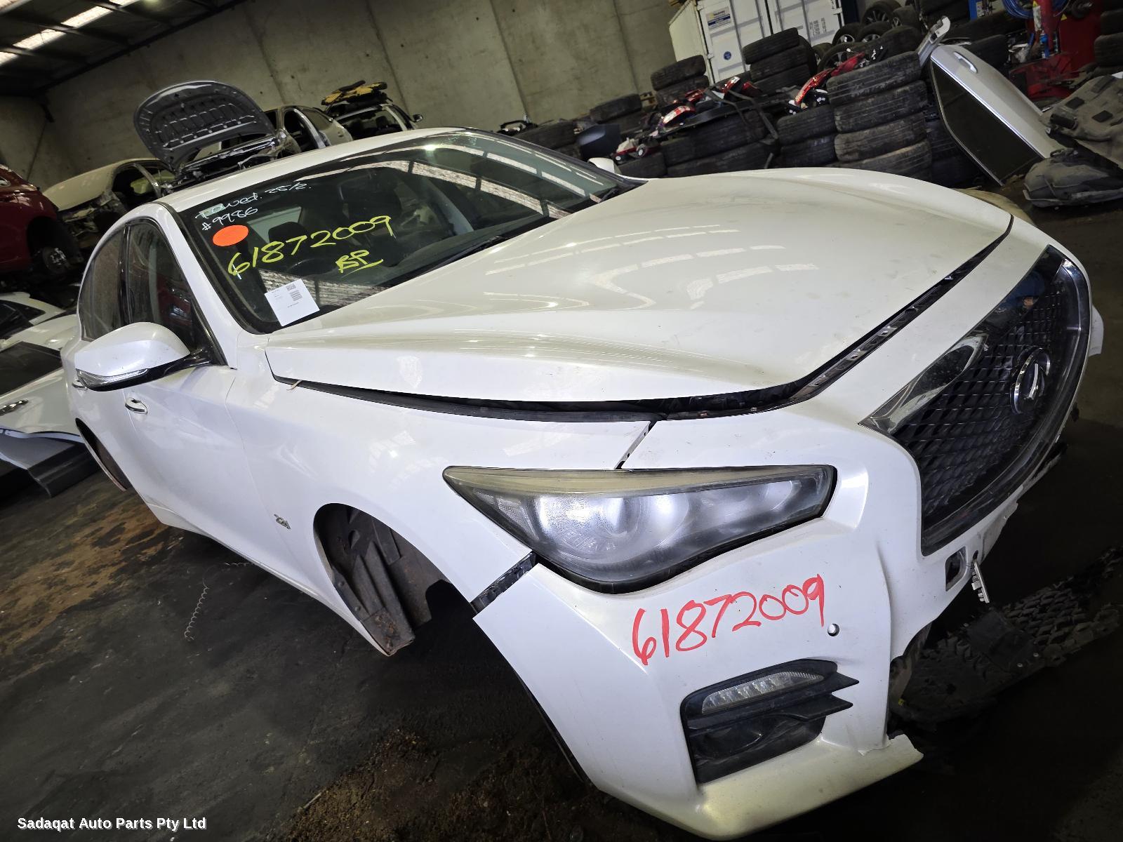 Infiniti Q50 Headrest