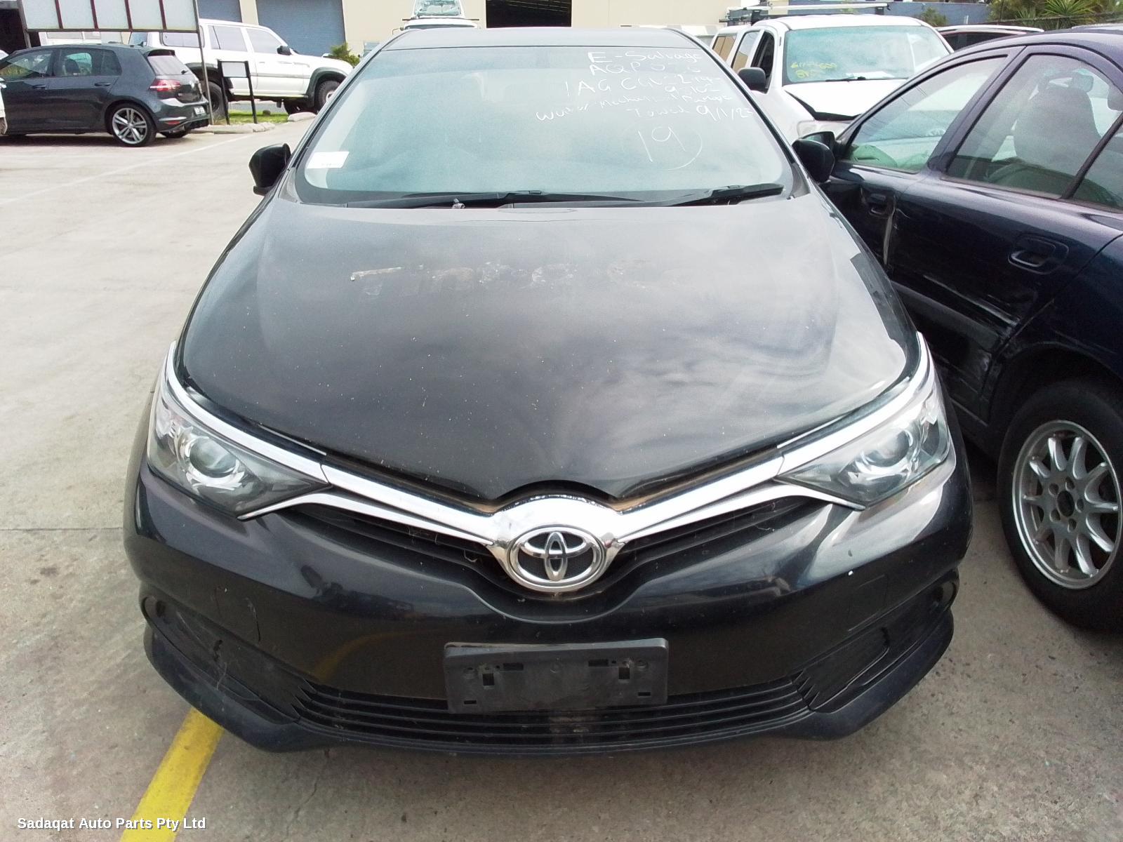 Toyota Corolla Right Headlamp