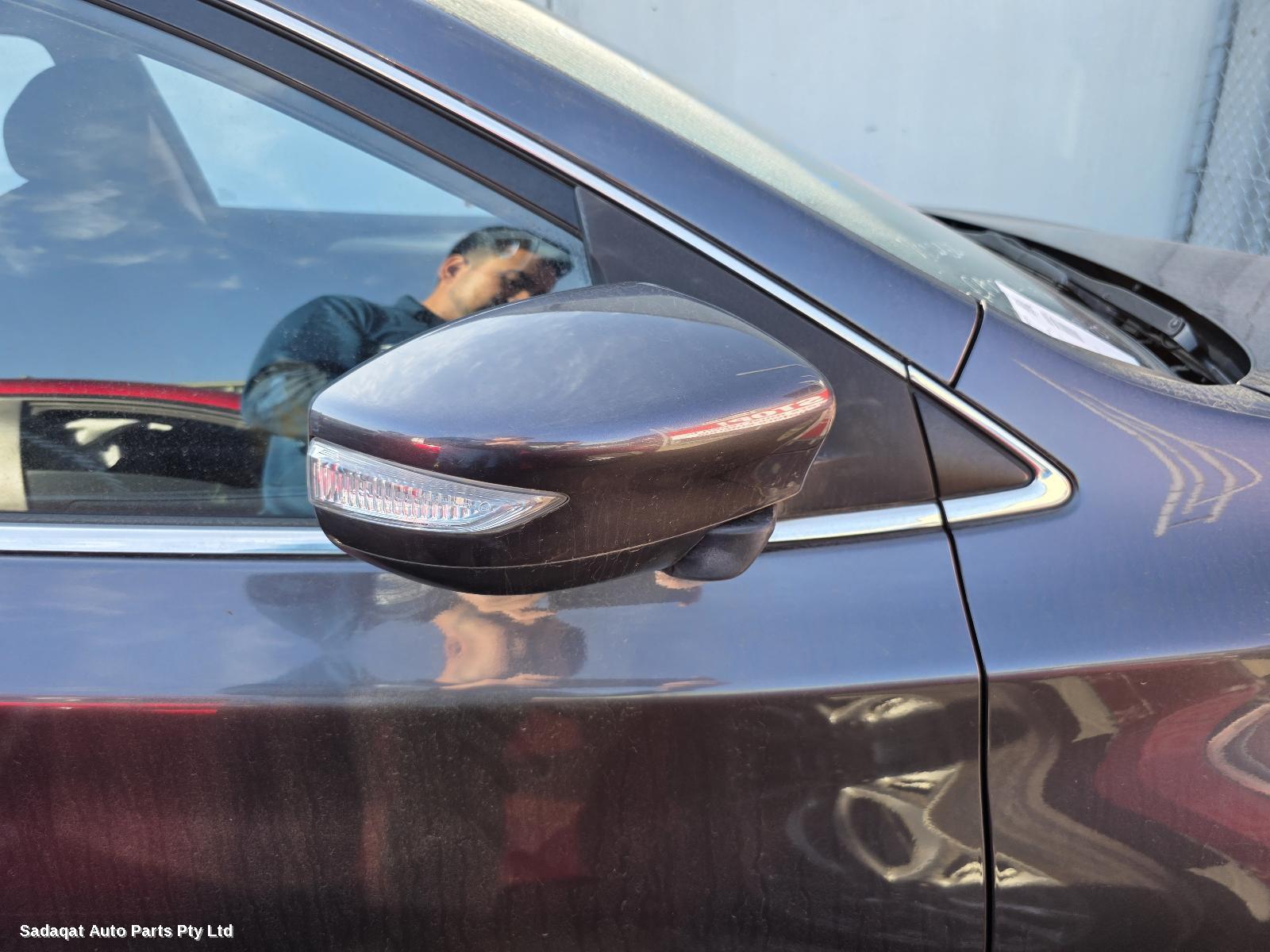 Nissan Pulsar Left Door Mirror