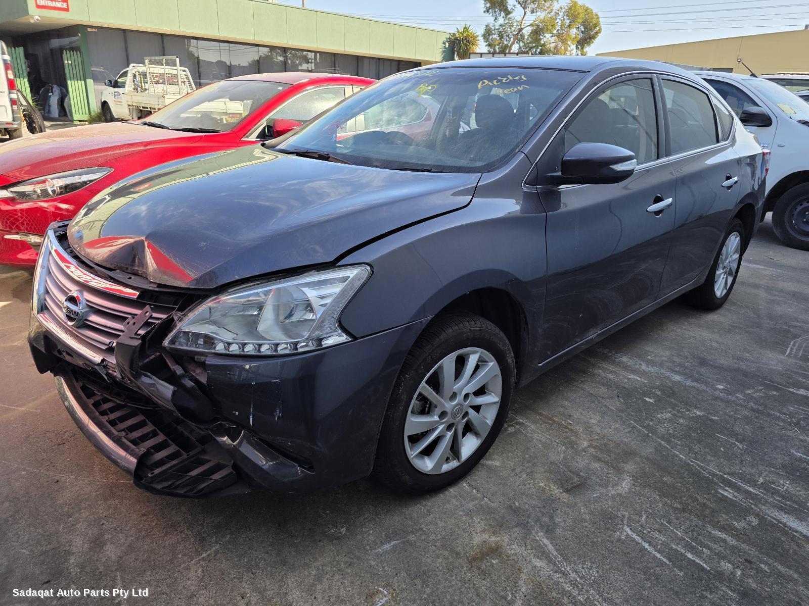 Nissan Pulsar Left Door Mirror