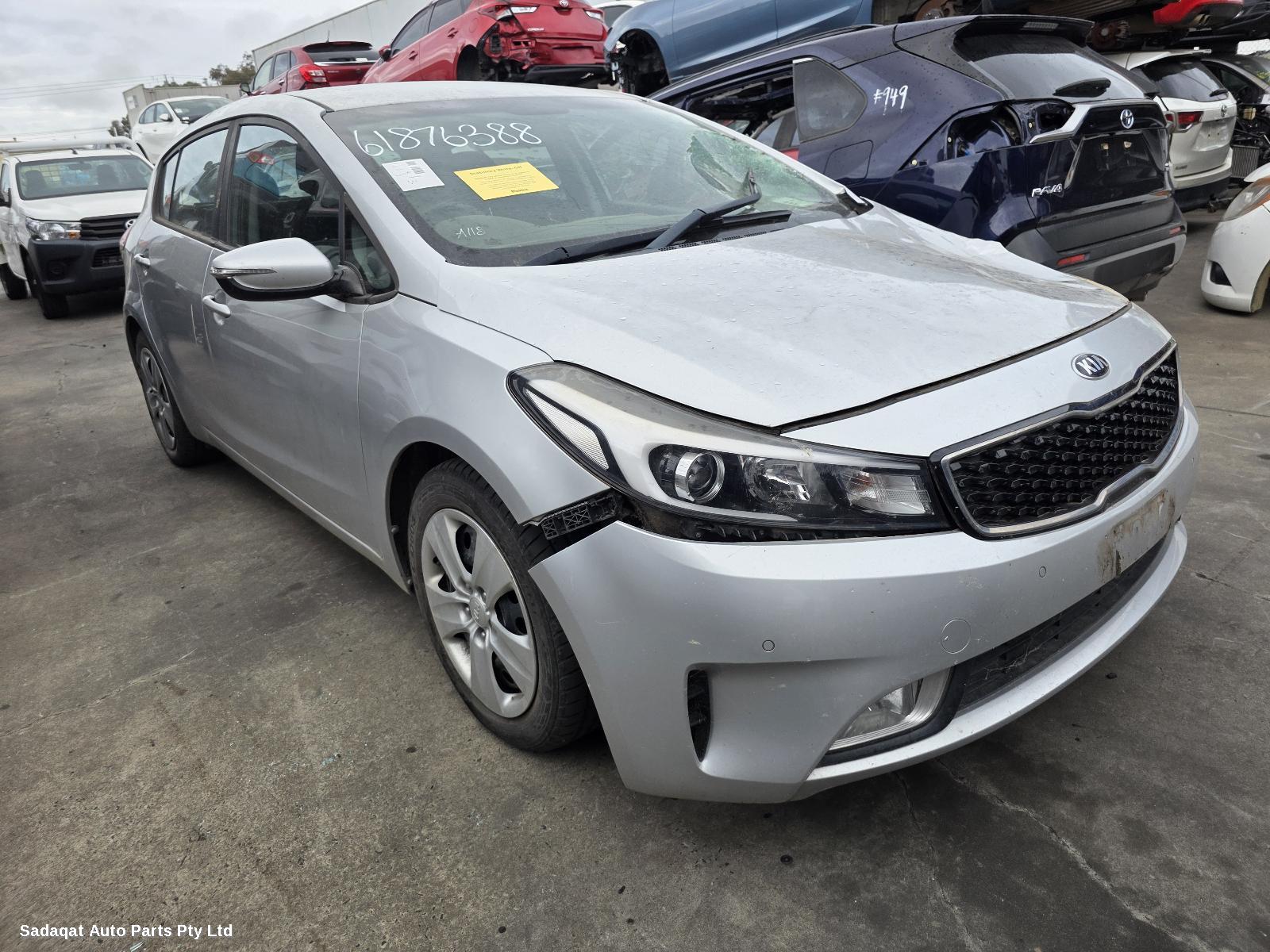 Kia Cerato Right Guard