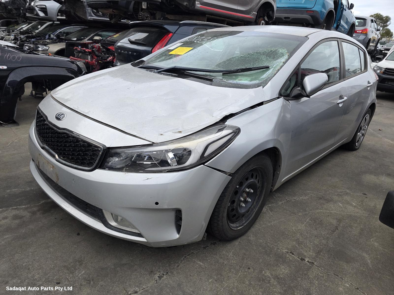 Kia Cerato Right Guard