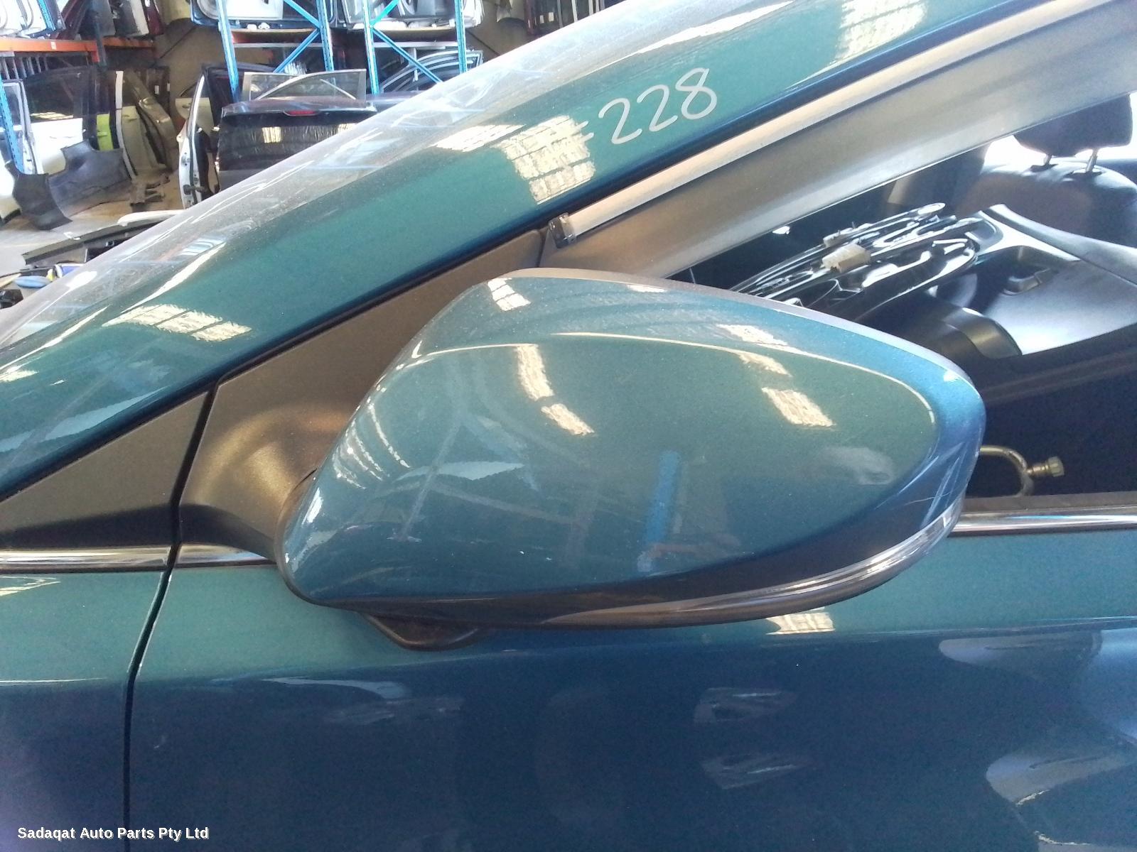 Hyundai Elantra Left Door Mirror