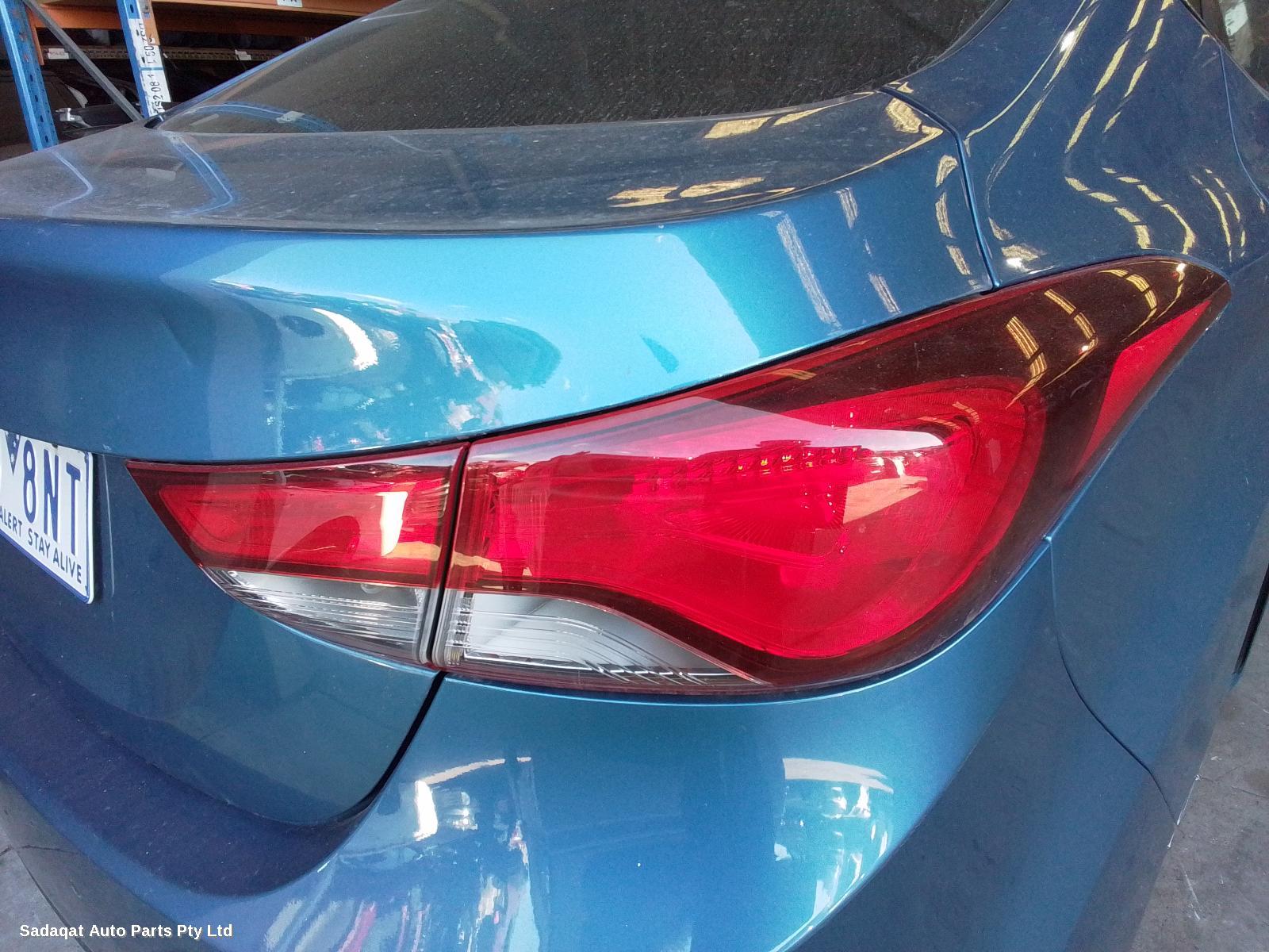 Hyundai Elantra Left Door Mirror