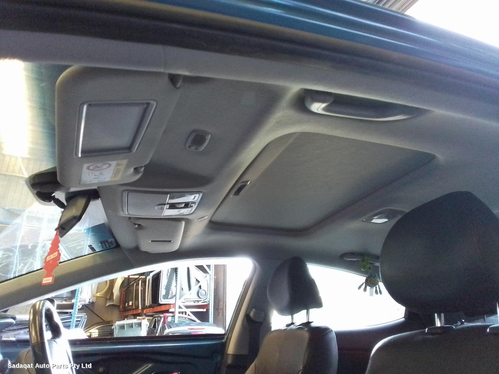 Hyundai Elantra Left Door Mirror