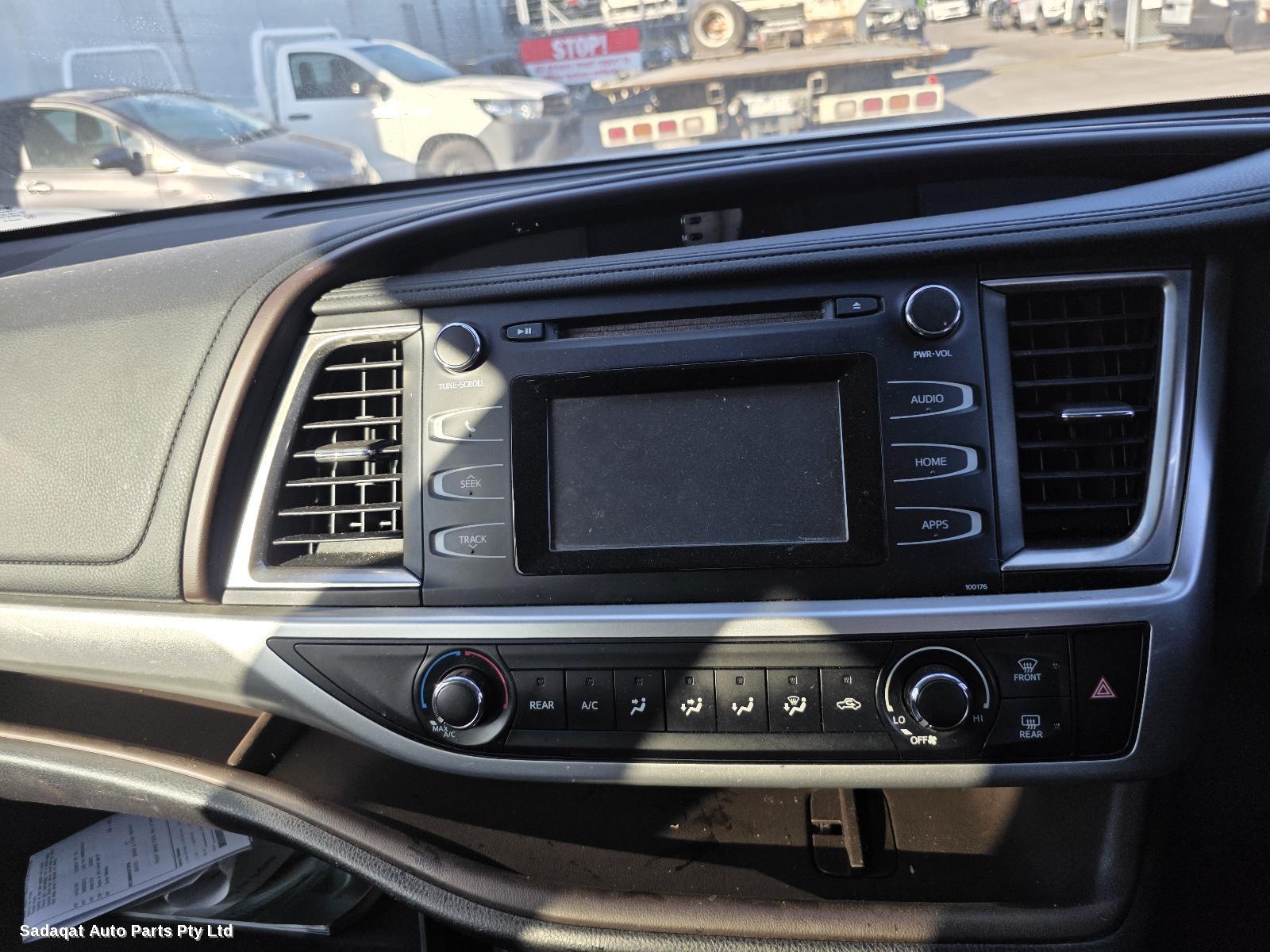 Toyota Kluger Left Door Mirror